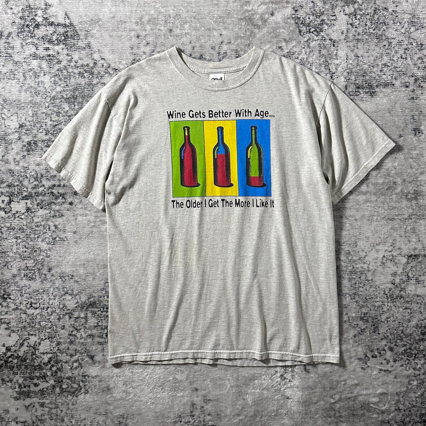 Wine Graphic T-Shirt – L / Heather Gray