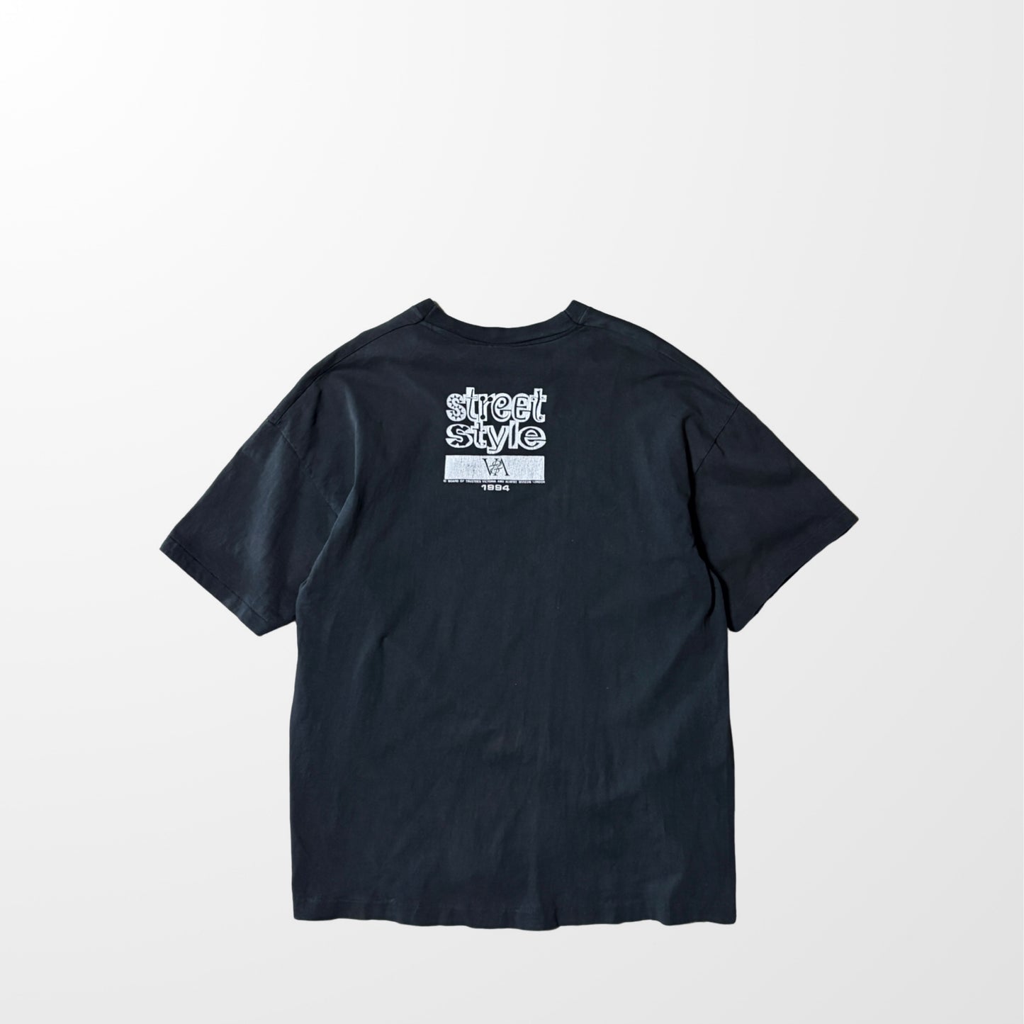 90s Art Black Graphic T-Shirt – XL Fruit of the Loom Screen Stars