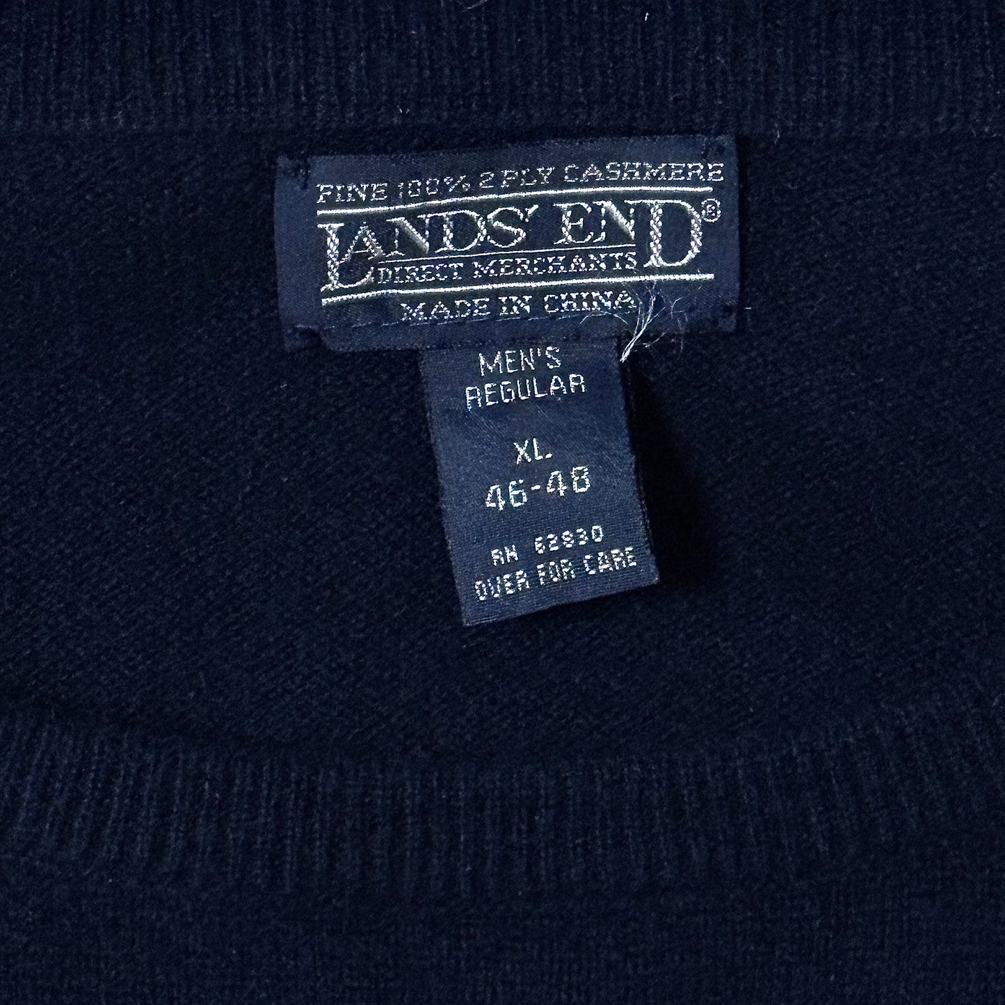 Lands’ End Pure Cashmere Crewneck Sweater – Navy – L