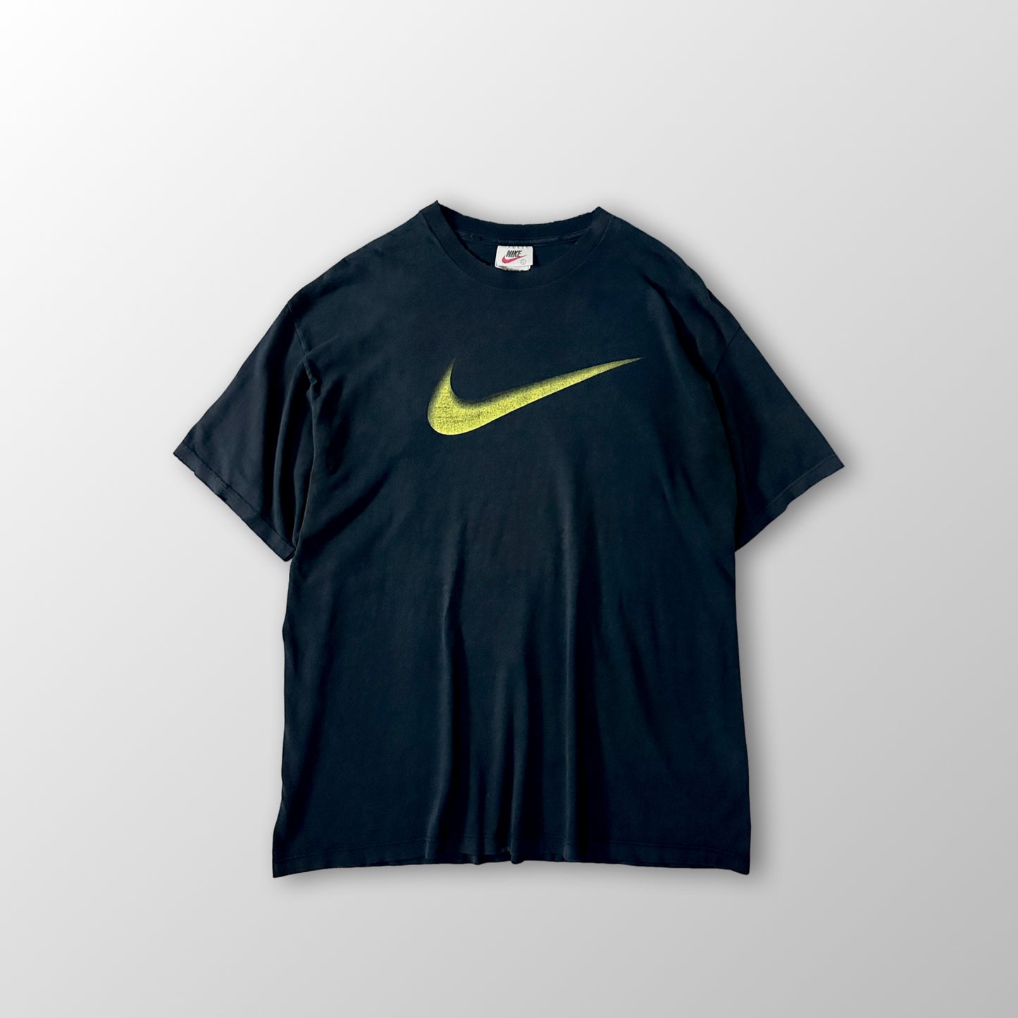 NIKE Cotton Swoosh T-Shirt L Black Yellow