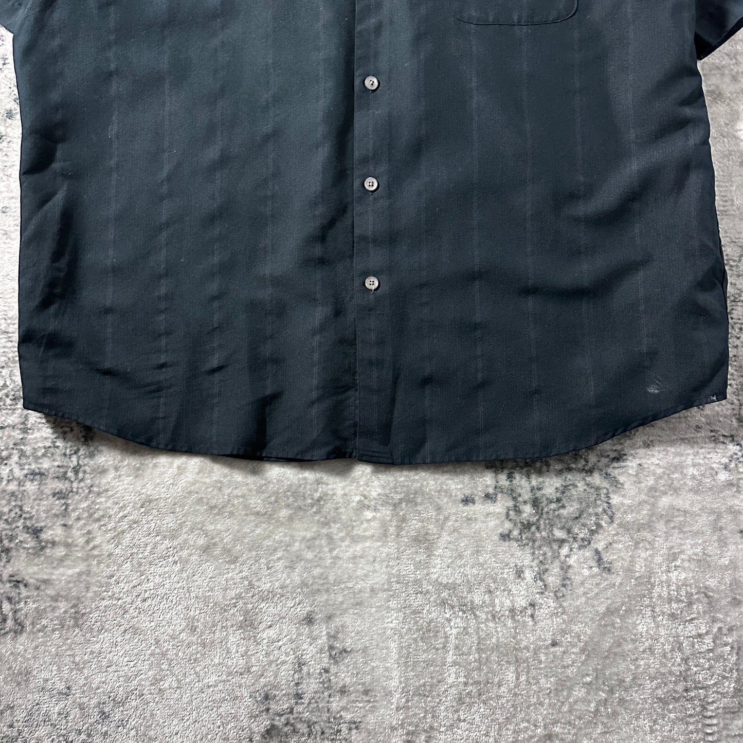 Perry Ellis　Rayon Black Shadow Stripe Short Sleeve Shirt – XL