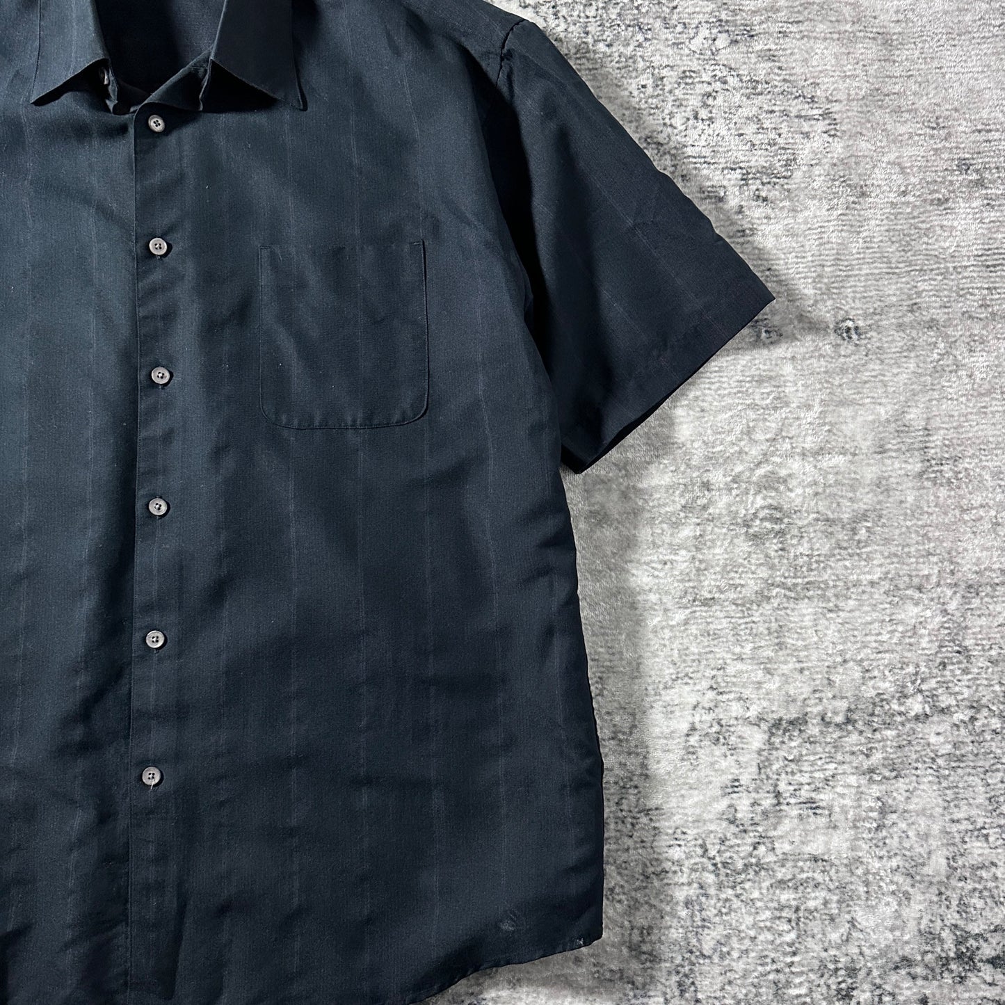 Perry Ellis　Rayon Black Shadow Stripe Short Sleeve Shirt – XL