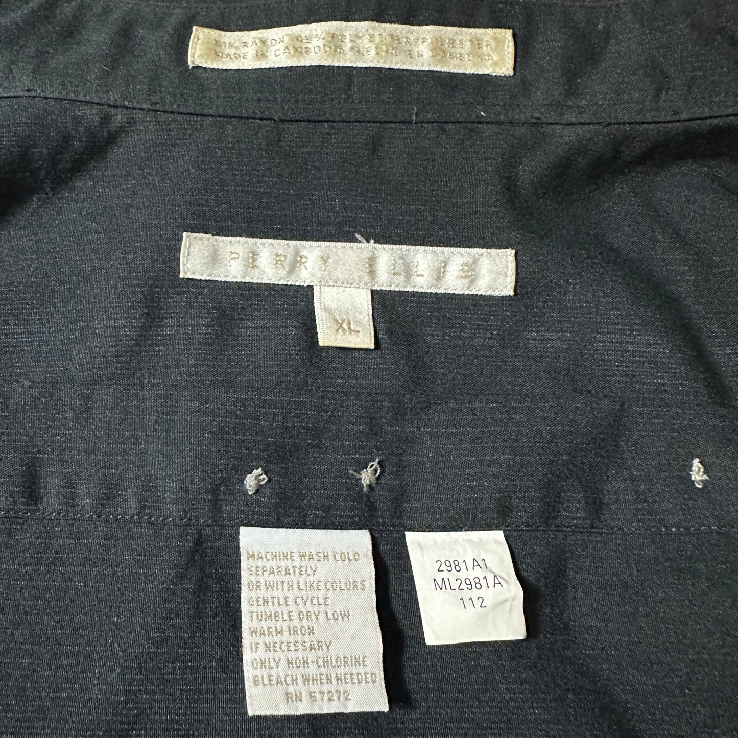 Perry Ellis　Rayon Black Shadow Stripe Short Sleeve Shirt – XL