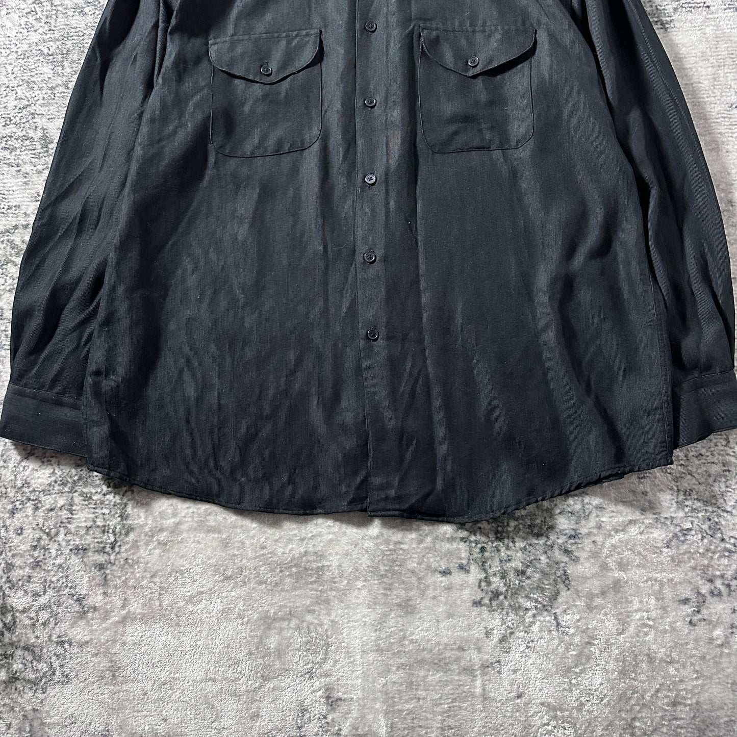 Perry Ellis Black Two-Pocket Long Sleeve Shirt – L - Rayon