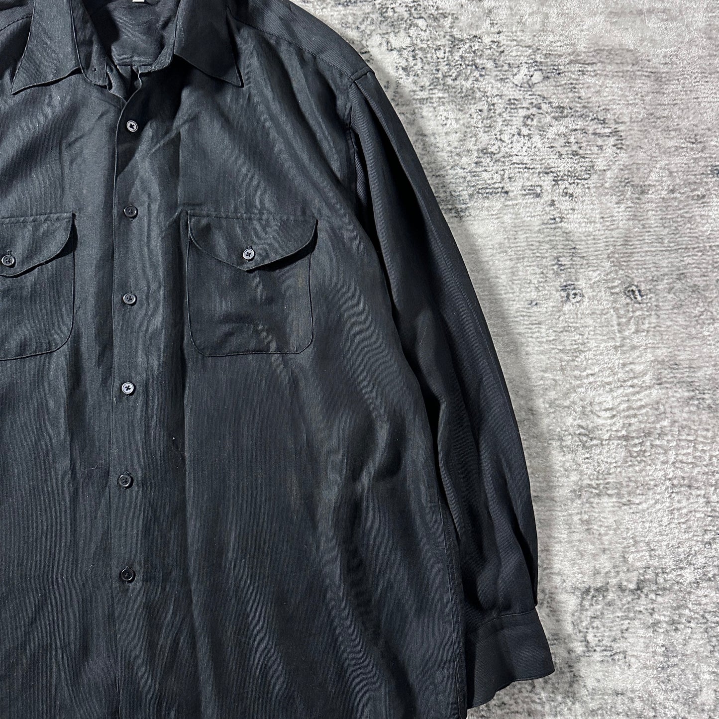 Perry Ellis Black Two-Pocket Long Sleeve Shirt – L - Rayon