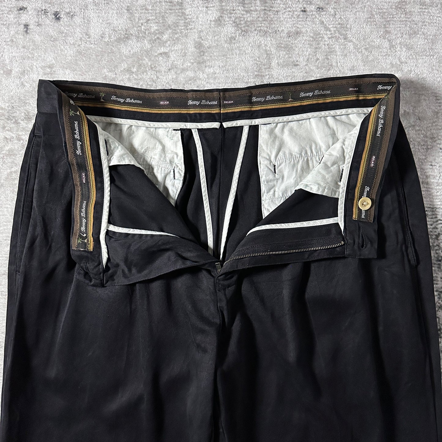 Tommy Bahama 100% Silk Black Pleated Pants – 34×32
