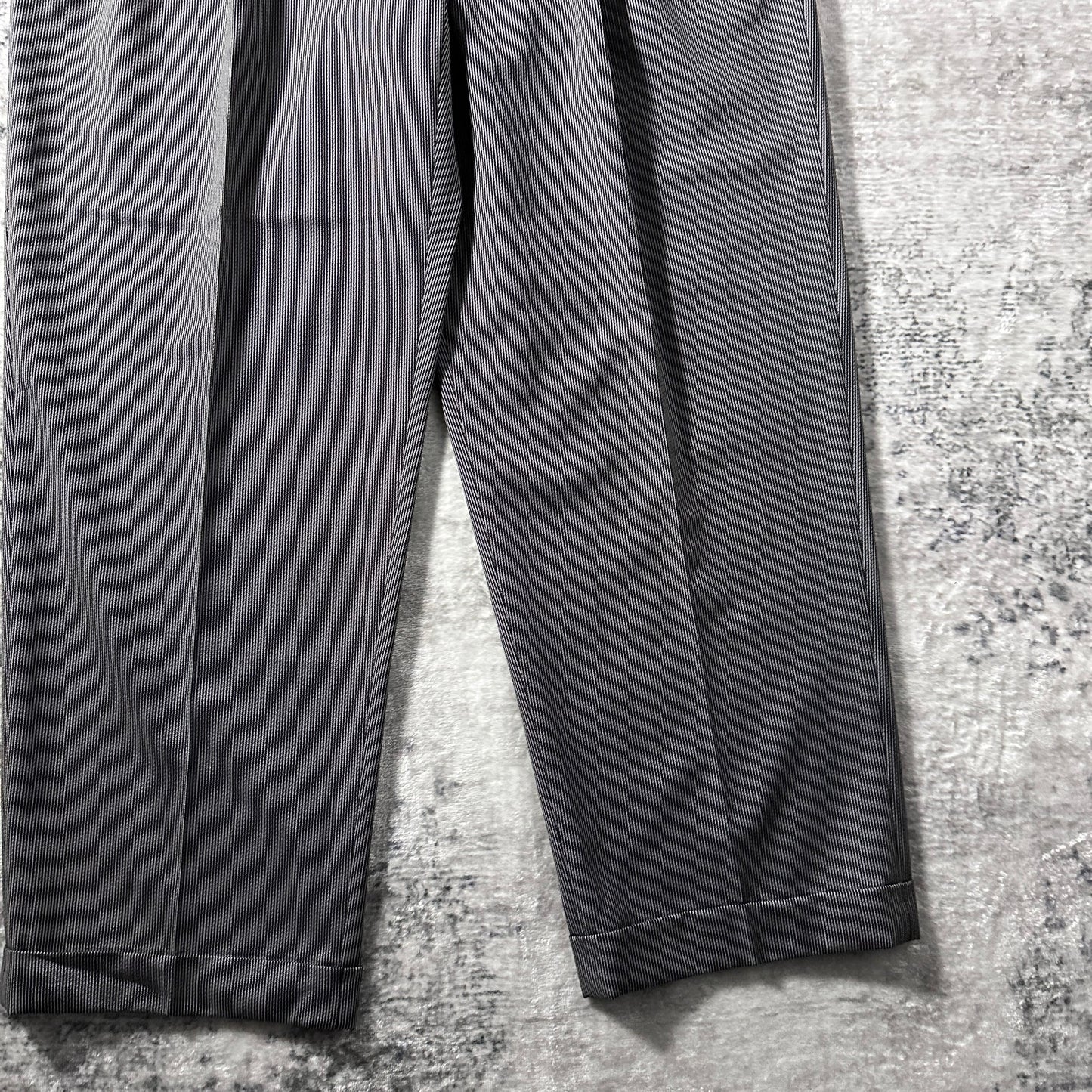 Zanella 100% Wool Gray Pinstripe Pleated Trousers – 36