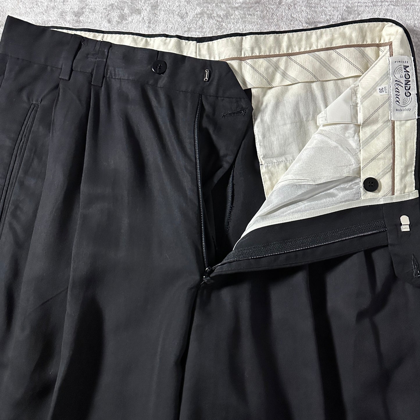 Silk Rayon Black Pleated Trousers – 36　Mondo Marco Made in Italy