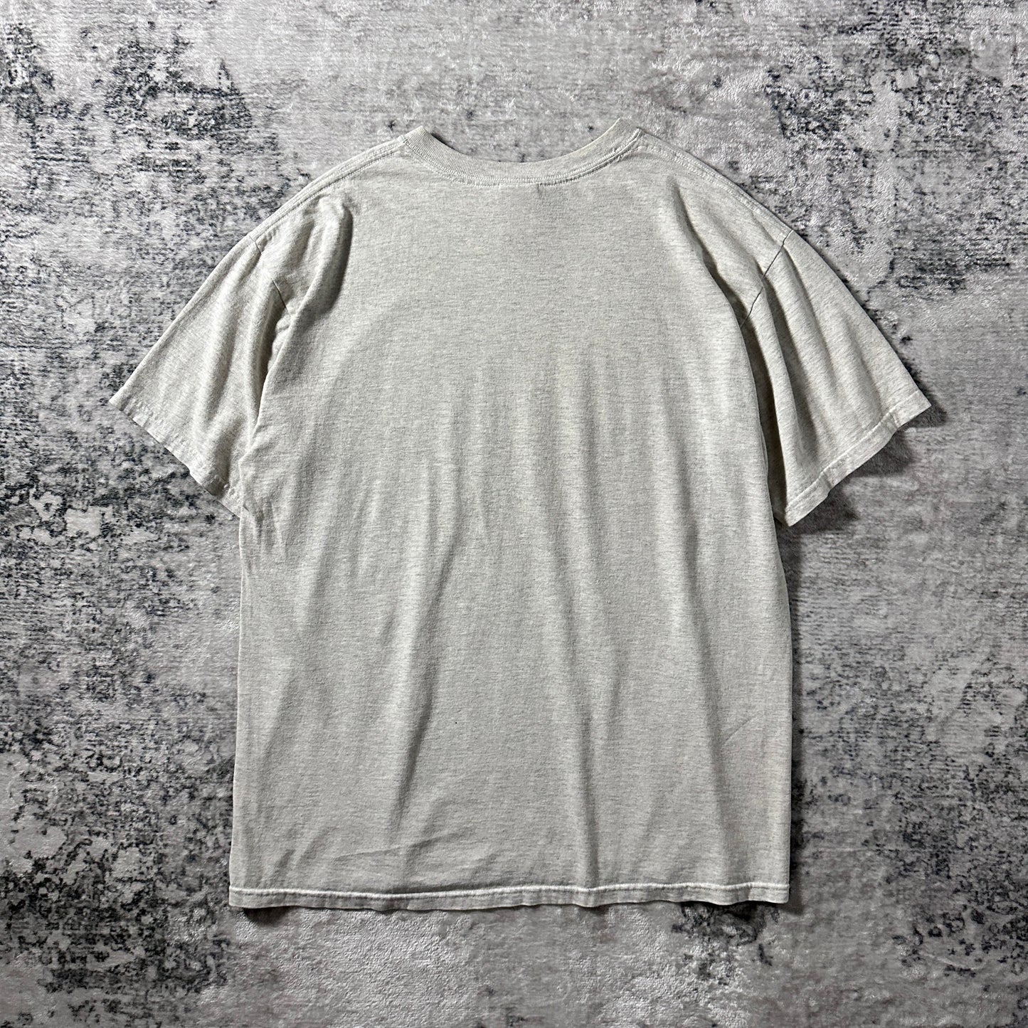 Wine Graphic T-Shirt – L / Heather Gray