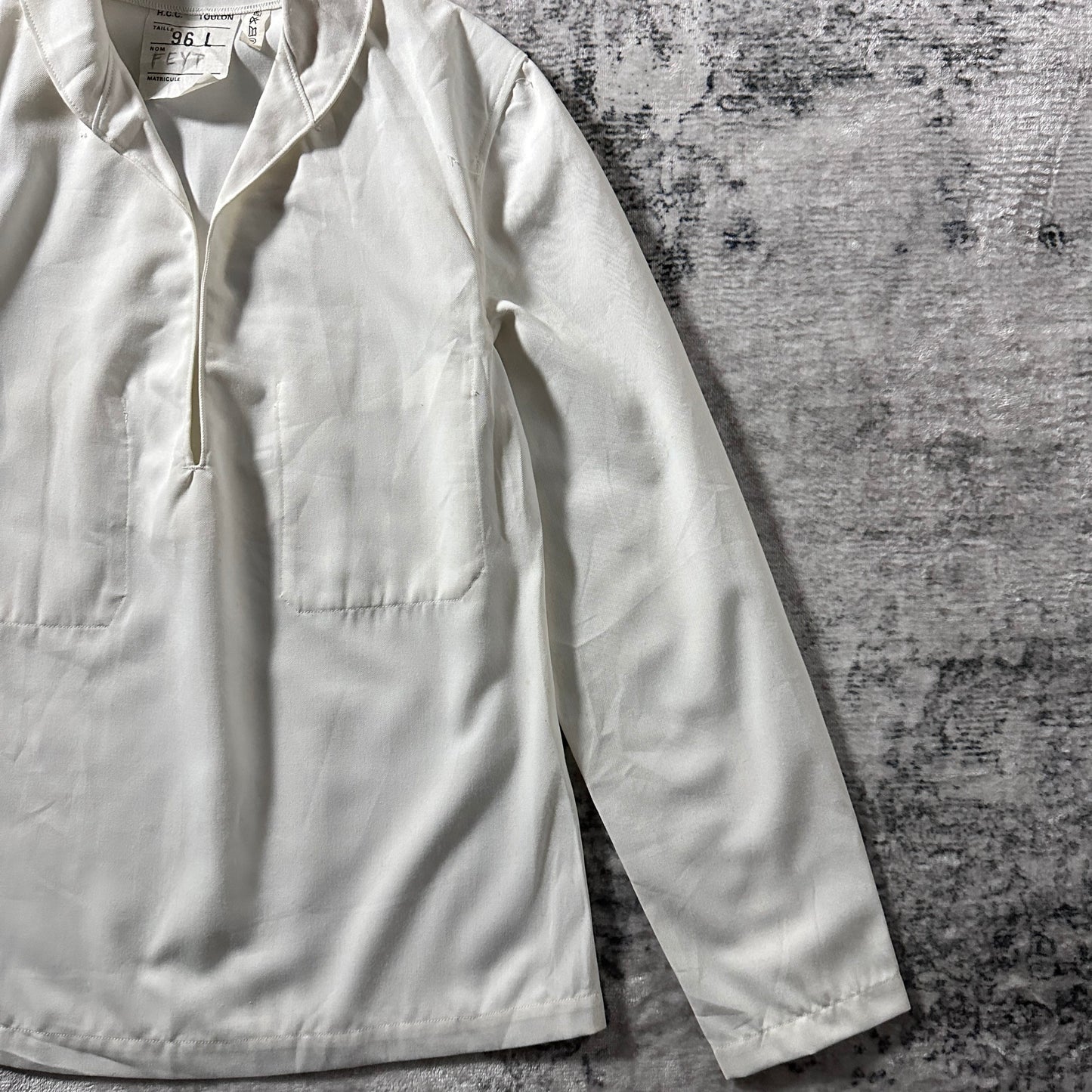 White Pullover Smock Shirt – 96L