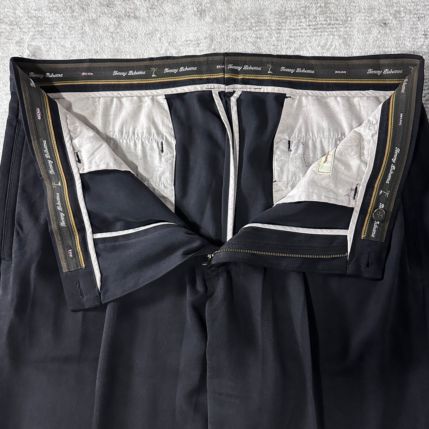 Black 100% Silk Pleated Relax Pants 35×30 Tommy Bahama