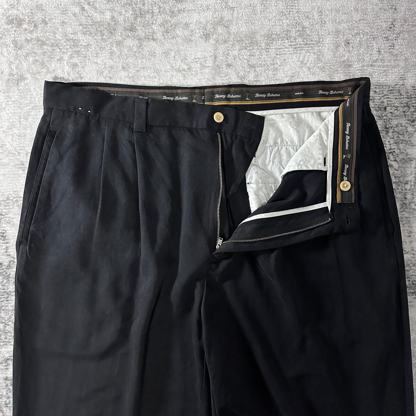 Black 100% Silk Pleated Relax Pants 38×30