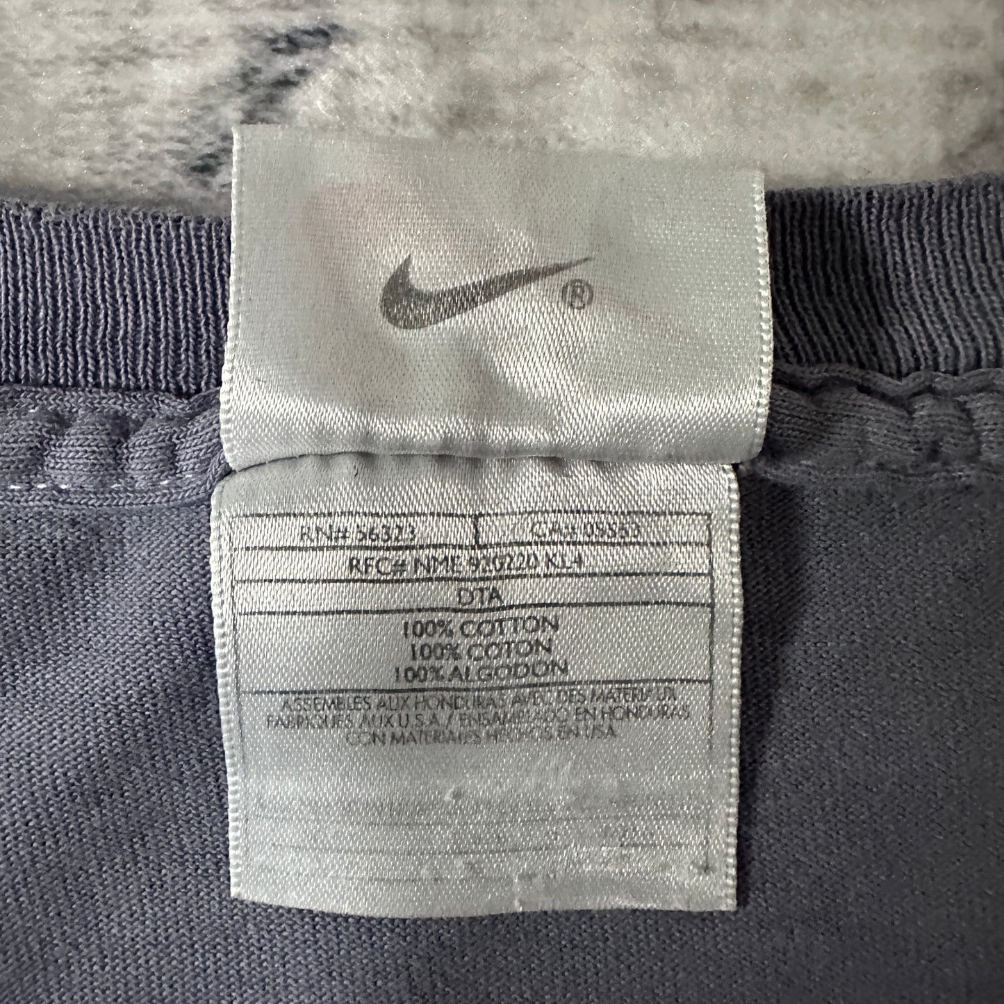 NIKE Big Swoosh Cotton T-Shirt L Fade Gray