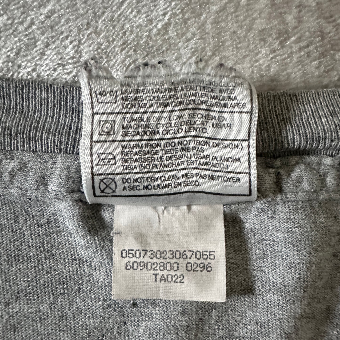 Nike Center Swoosh Heather Gray T-Shirt L