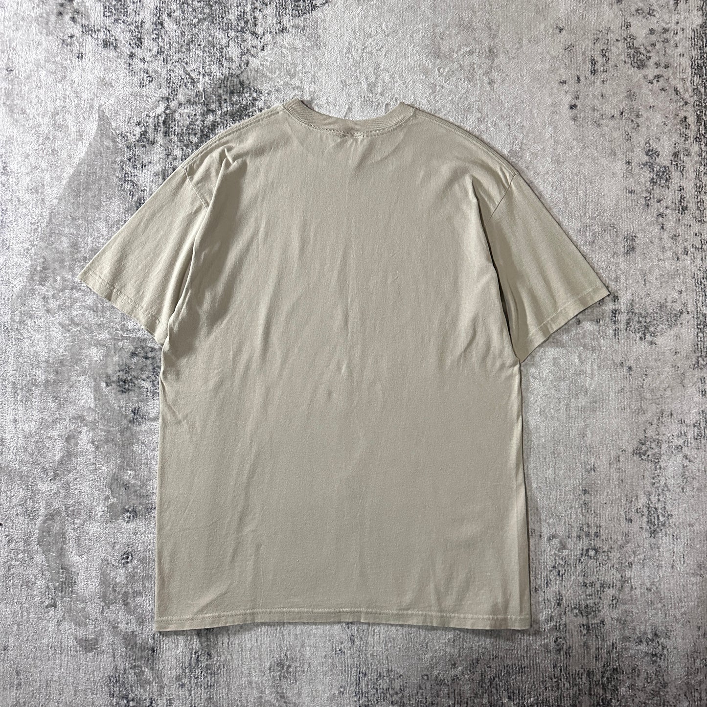 Wine-Stein Cotton Graphic T-Shirt L Beige