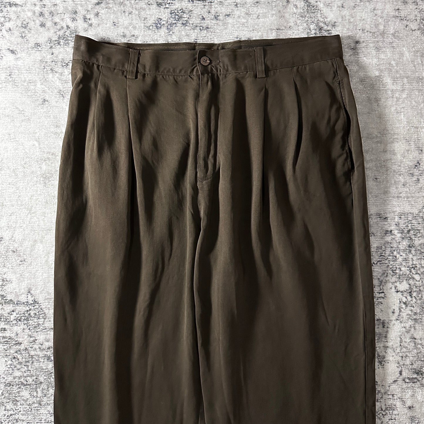 Silk Brown Pleated Relax Trousers 36