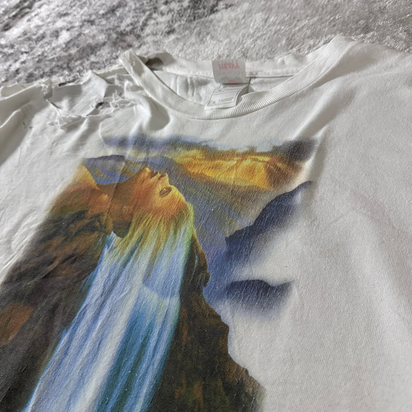 Waterfall Graphic T-Shirt XL White