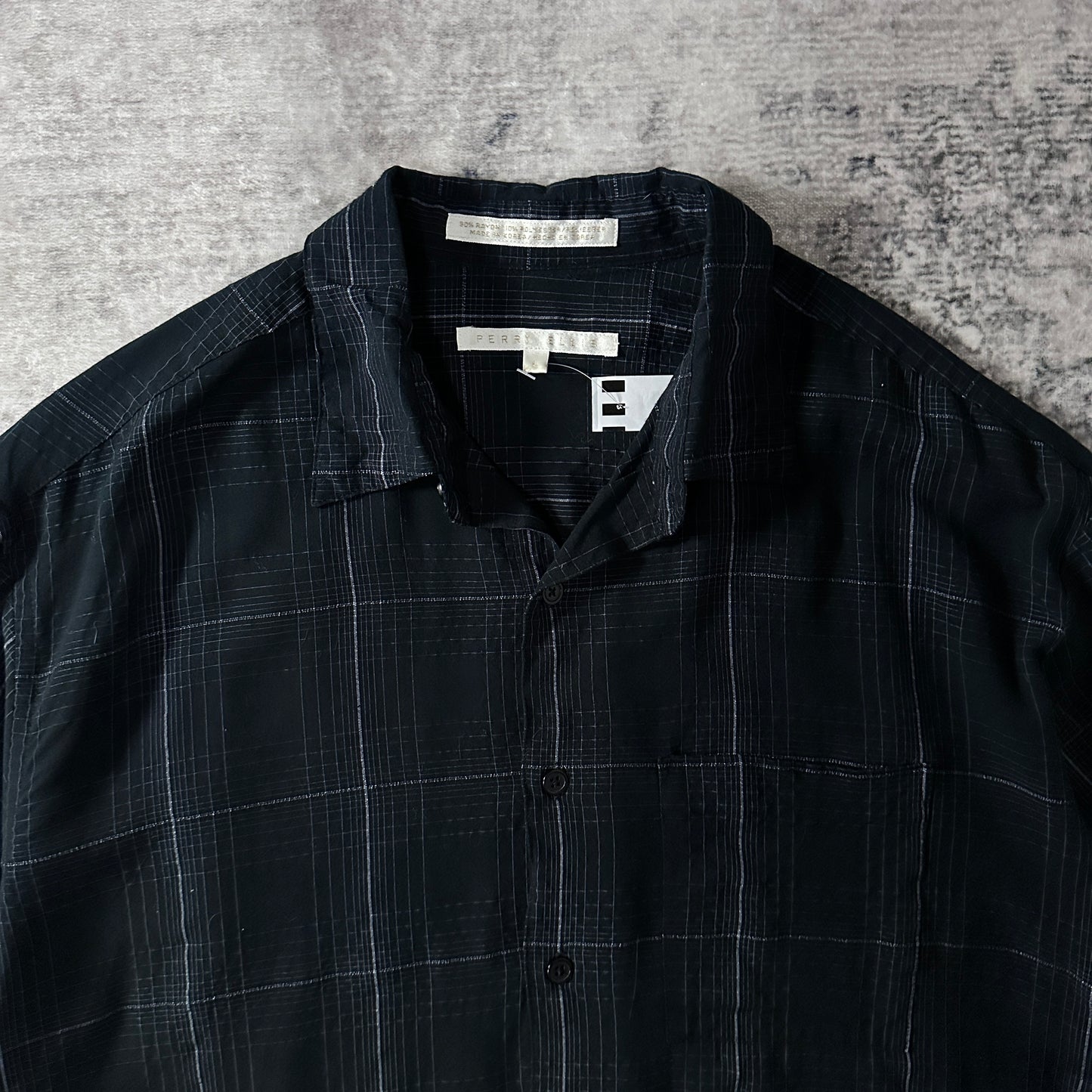 PERRY ELLIS Rayon Blend Black Plaid Short Sleeve Shirt L