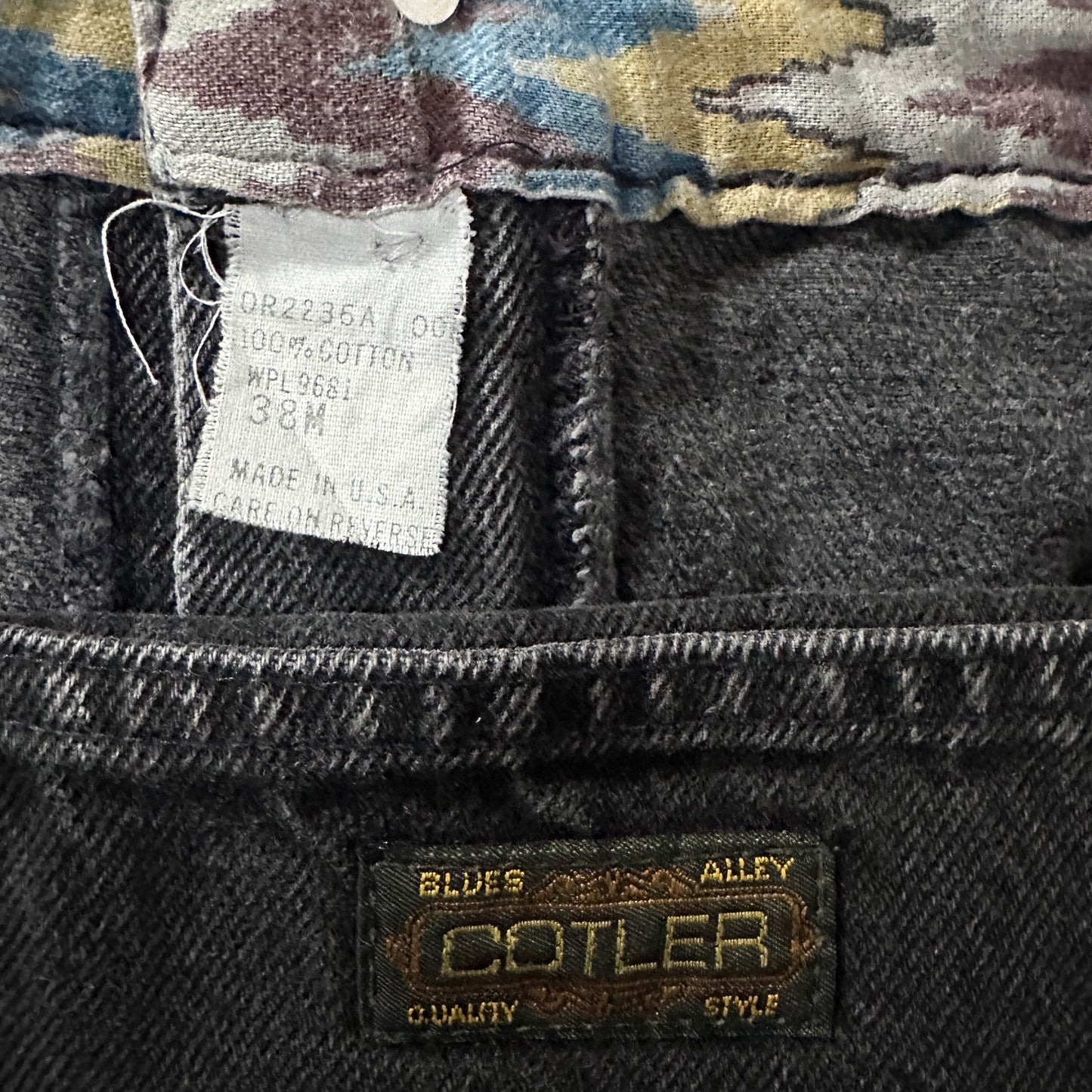 Faded Black Pleated Denim Pants 38M Made in USA