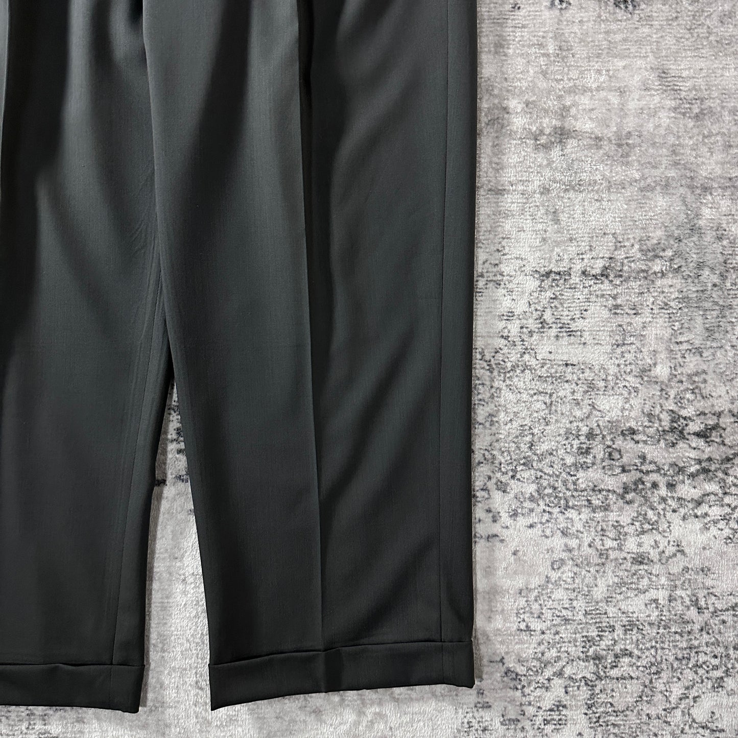 Zanella Charcoal Gray Wool Pleated Trousers Size 36