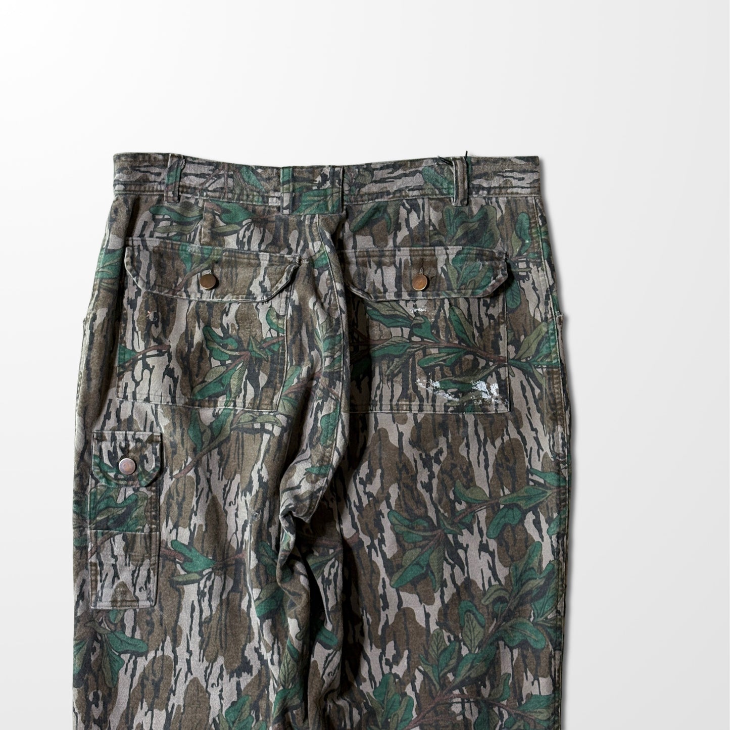 Vintage Leaf Pattern Camouflage Cargo Pants