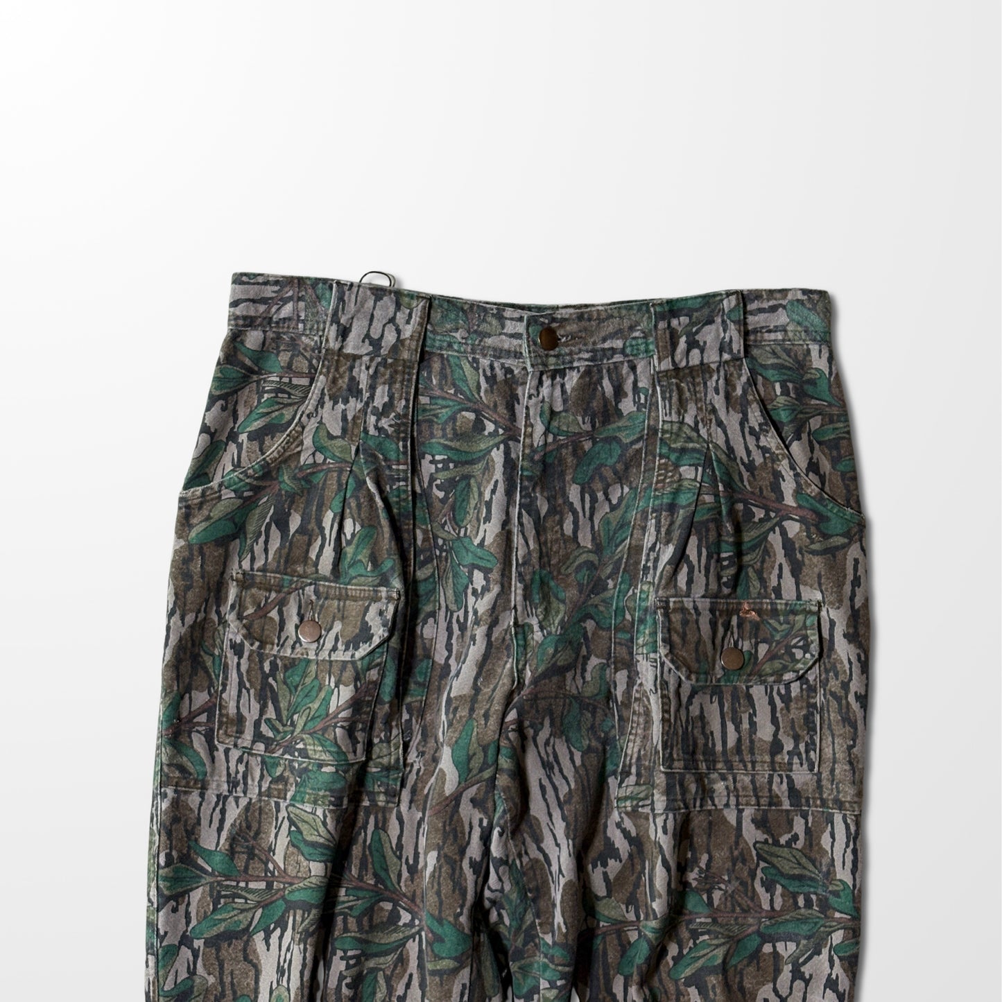 Vintage Leaf Pattern Camouflage Cargo Pants