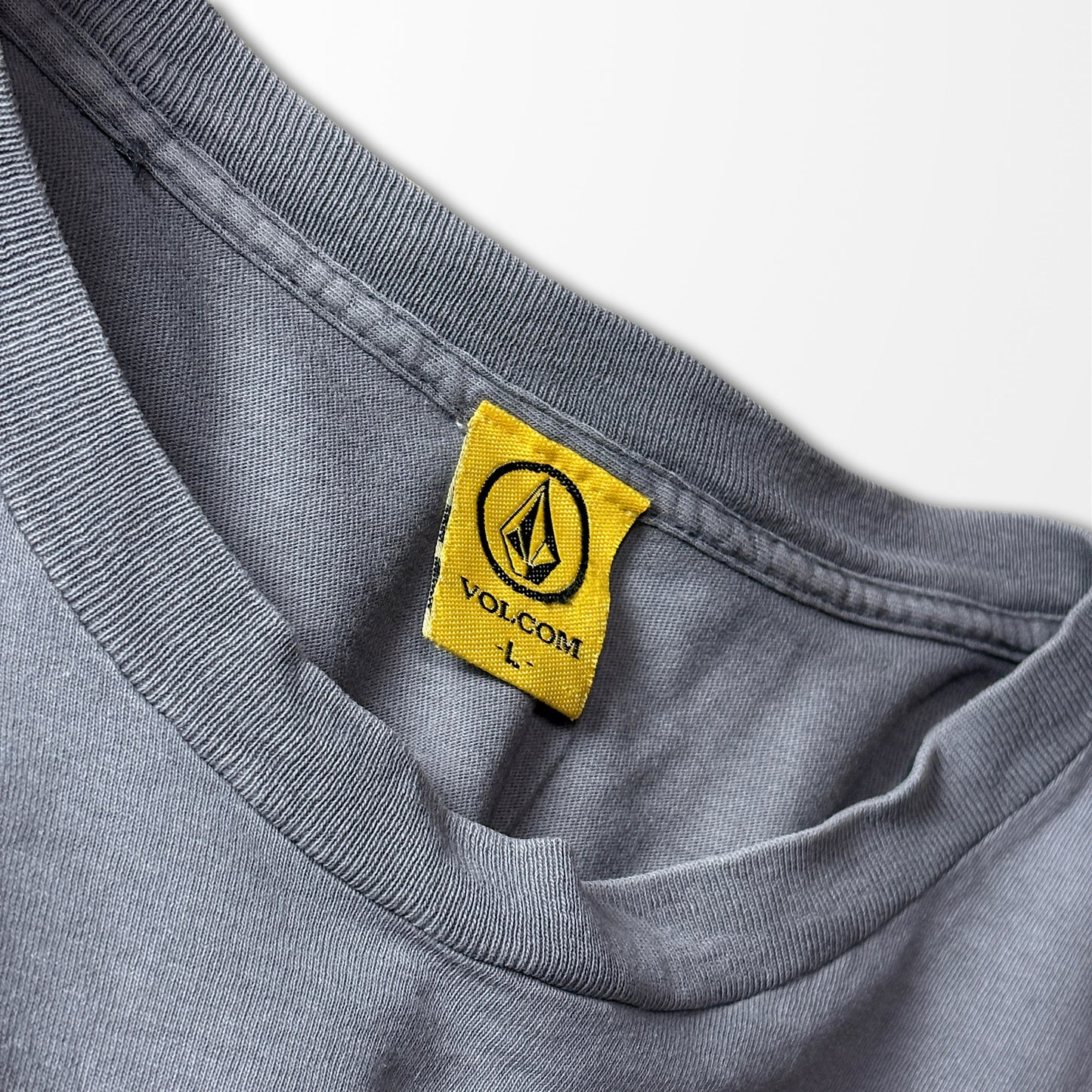 Faded Art Print T-shirt / abstract face & stars / charcoal gray