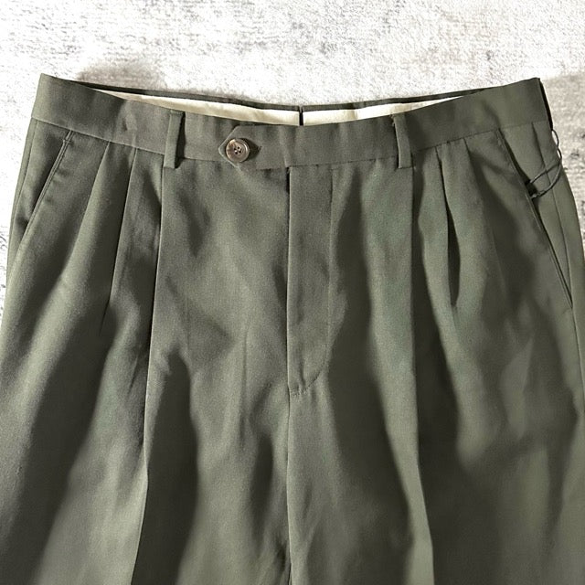 Givenchy 3 Tuck Wool Slacks Olive Wide Fit – 36
