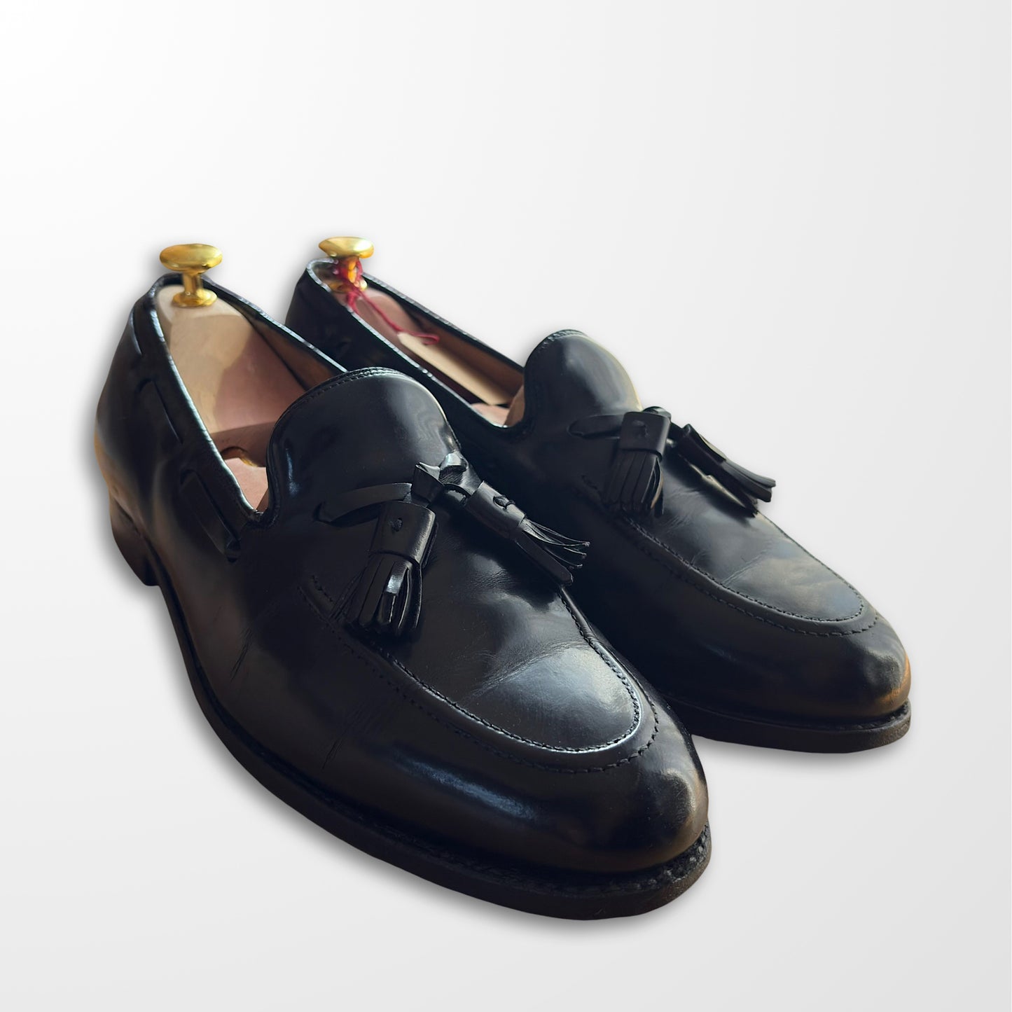 Classic Black Tassel Loafers – 27cm Refined Leather Slip-ons