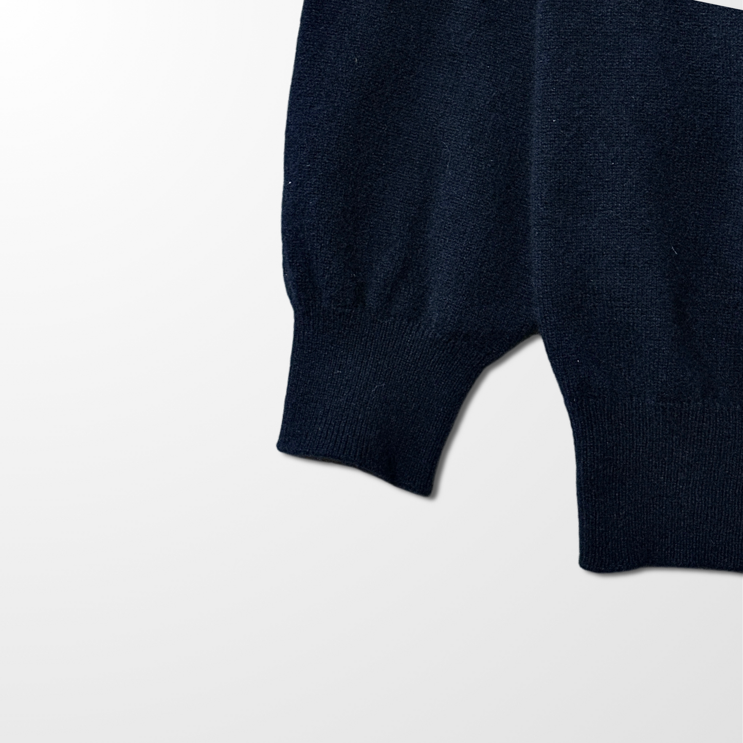 Lands’ End Pure Cashmere Crewneck Sweater – Navy – L