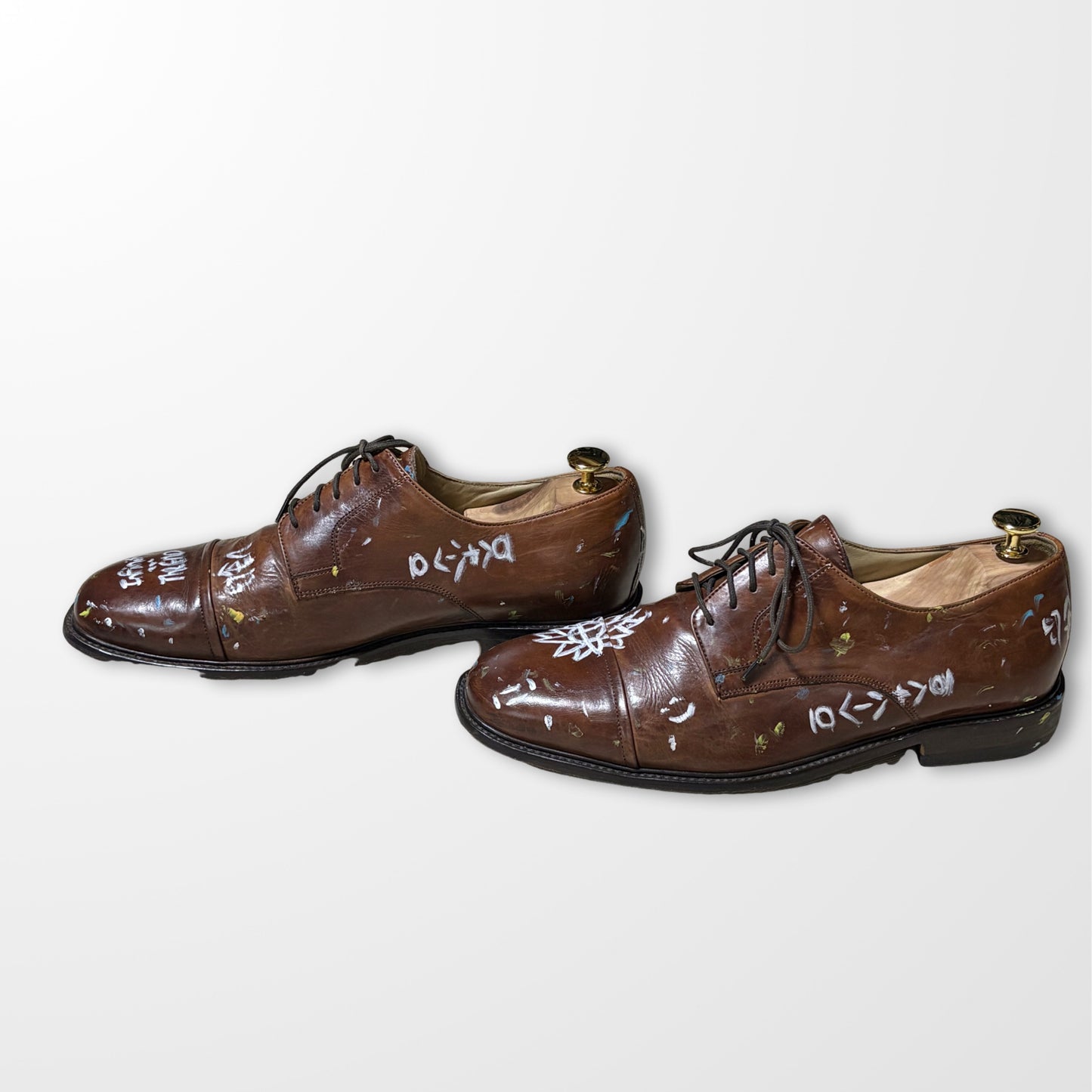 Hand-Painted Brown Derby Shoes – Unique Artisanal Expression