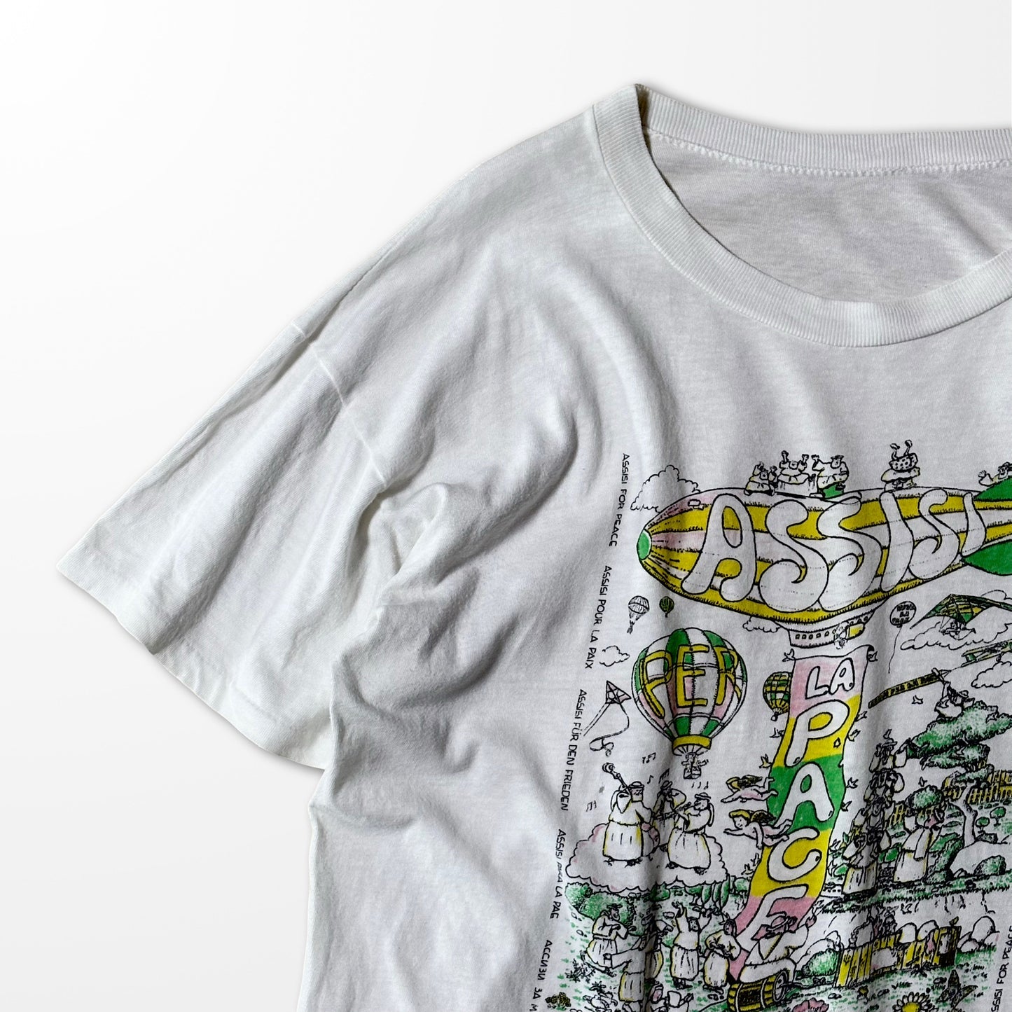 Hand-drawn peace graphic T-shirt / white / assist for peace
