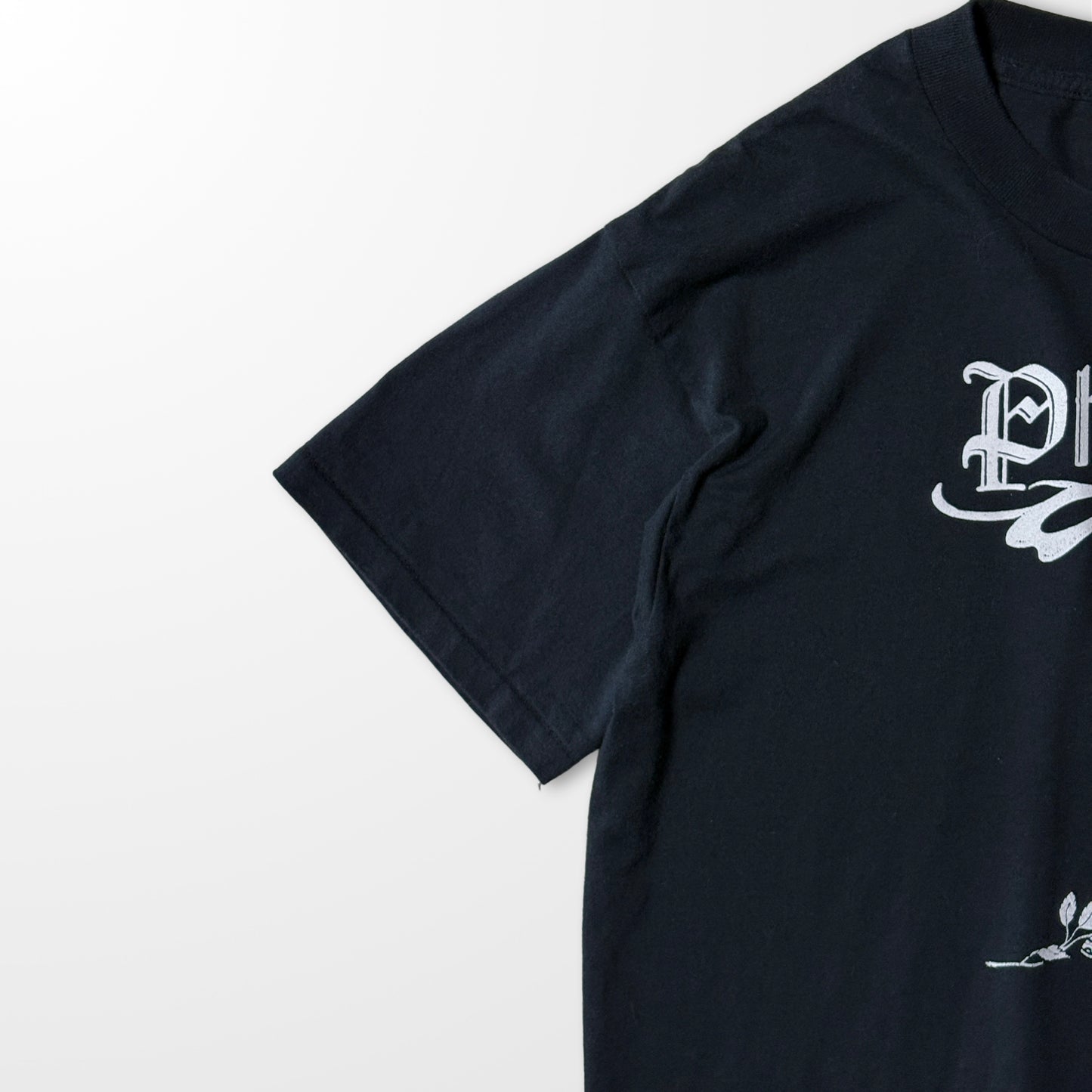 Phantom Rose Gothic Tee – Vintage Dark Mood