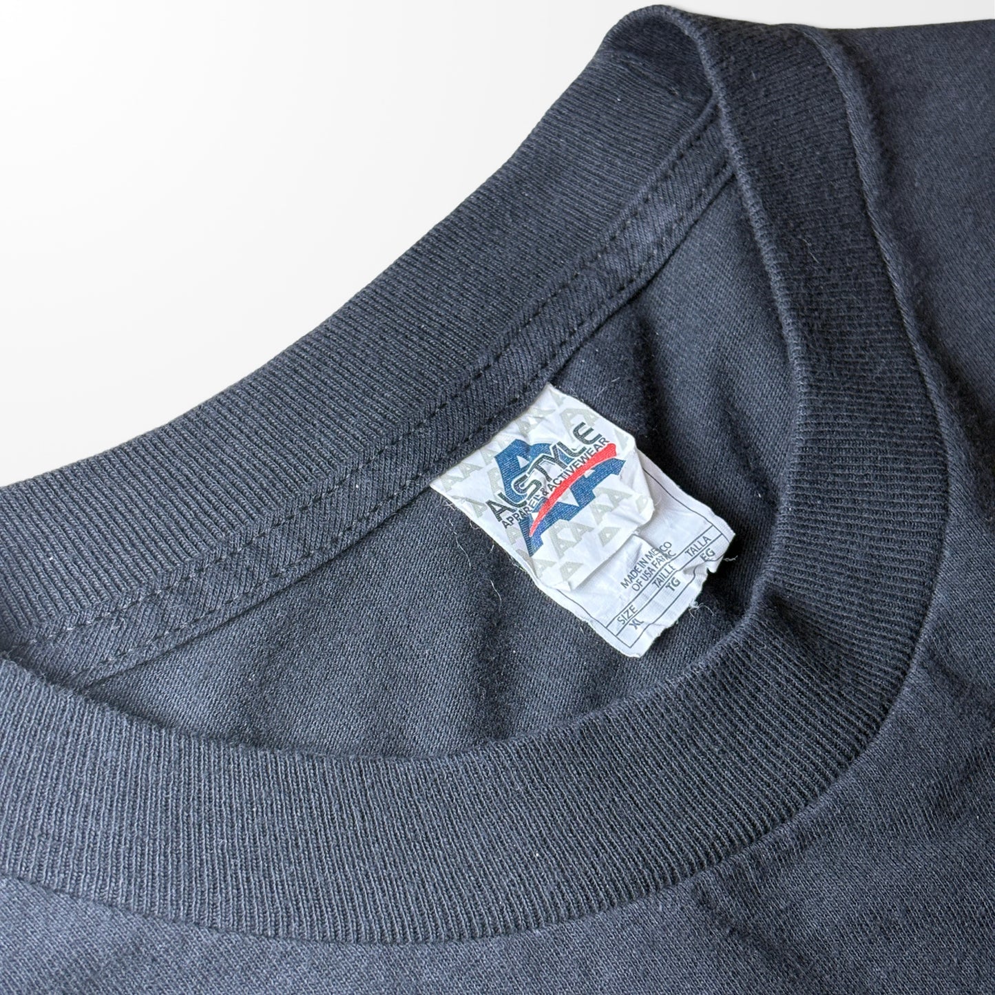 Jazz Line Art Graphic Tee – Minimal Black T-shirt, Size L, 90s Inspired