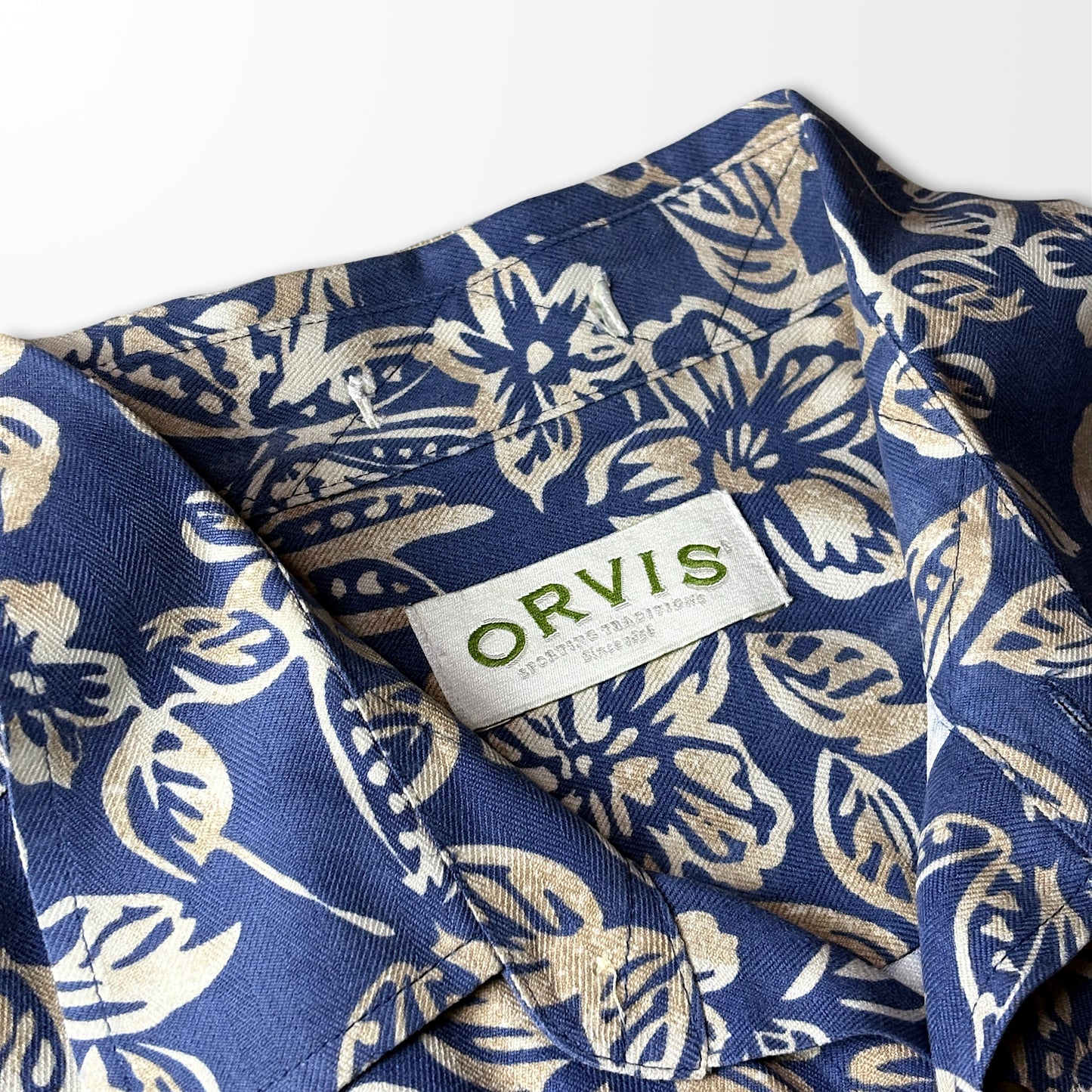 Silk Botanical Open Collar Shirt – Navy & Beige, L