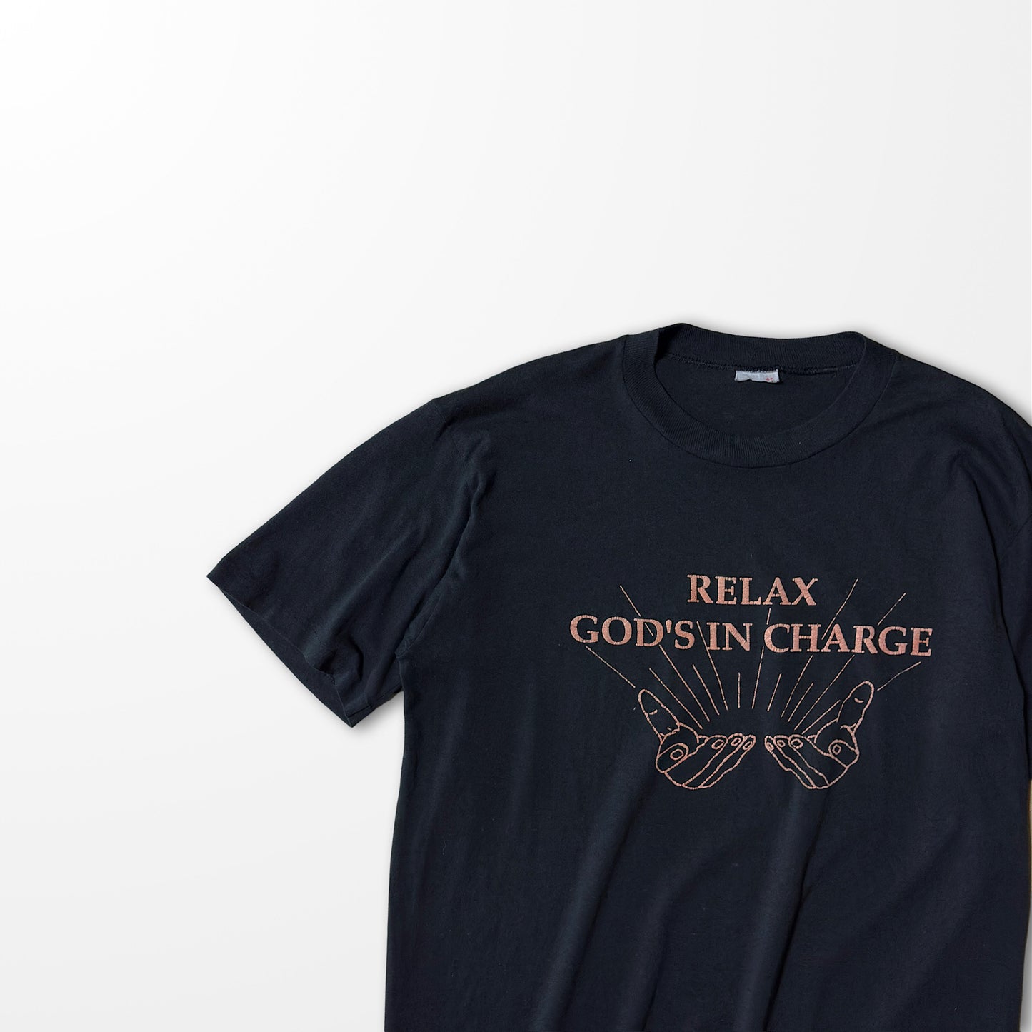 graphic T-shirt "RELAX GOD’S IN CHARGE" /  single stitch