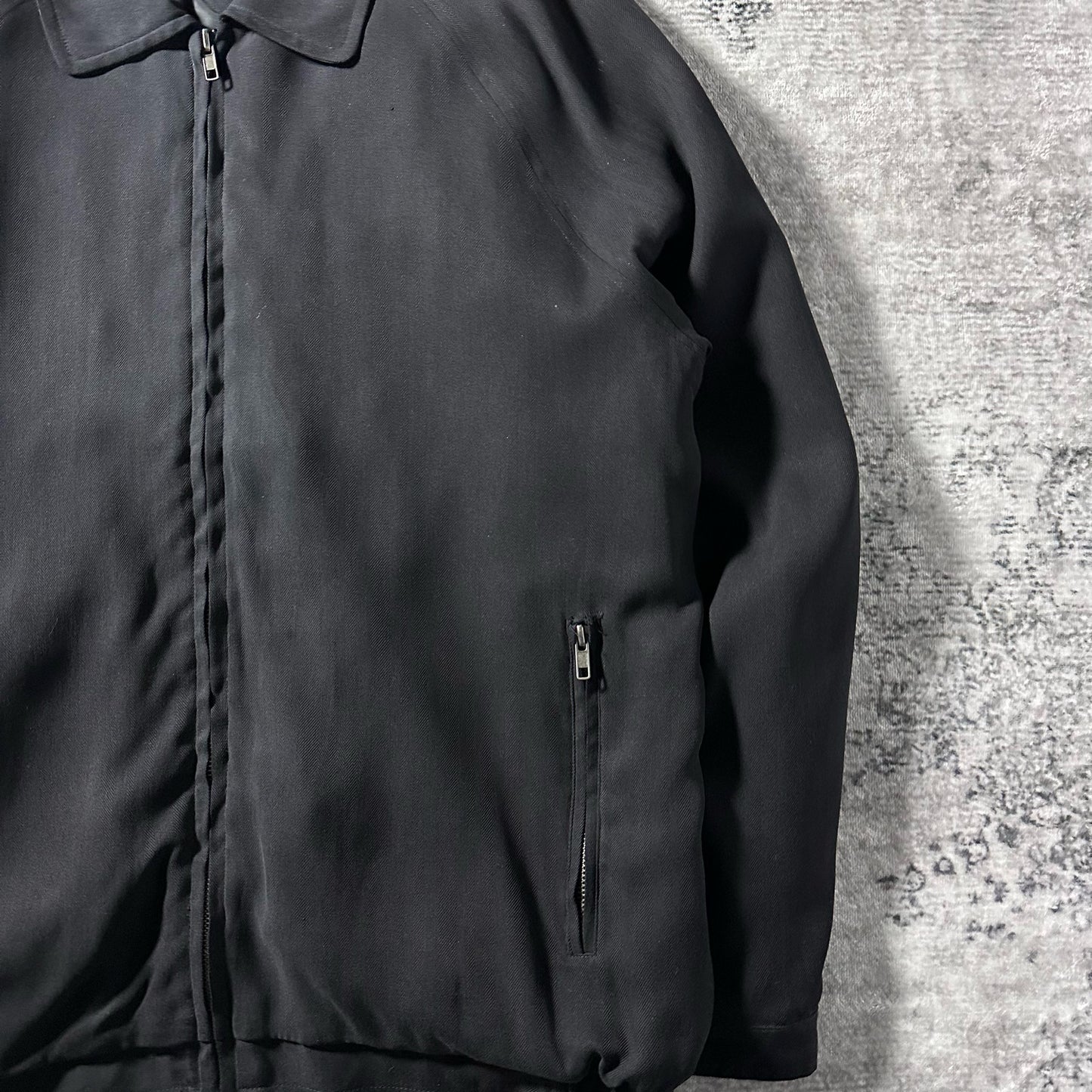 Silk　Black Zip Jacket Minimal Design – L