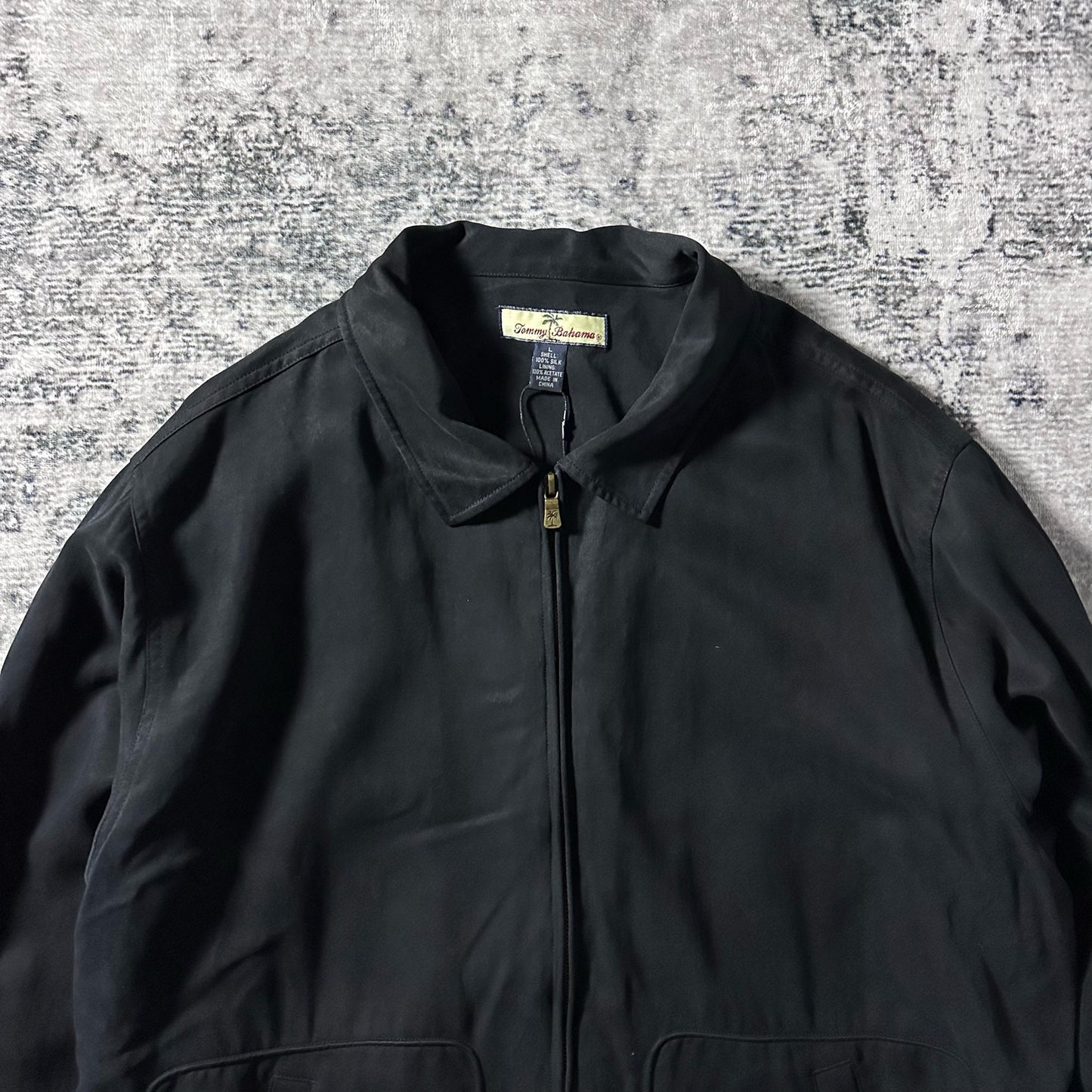 Silk Zip Jacket Black Minimal Design – L