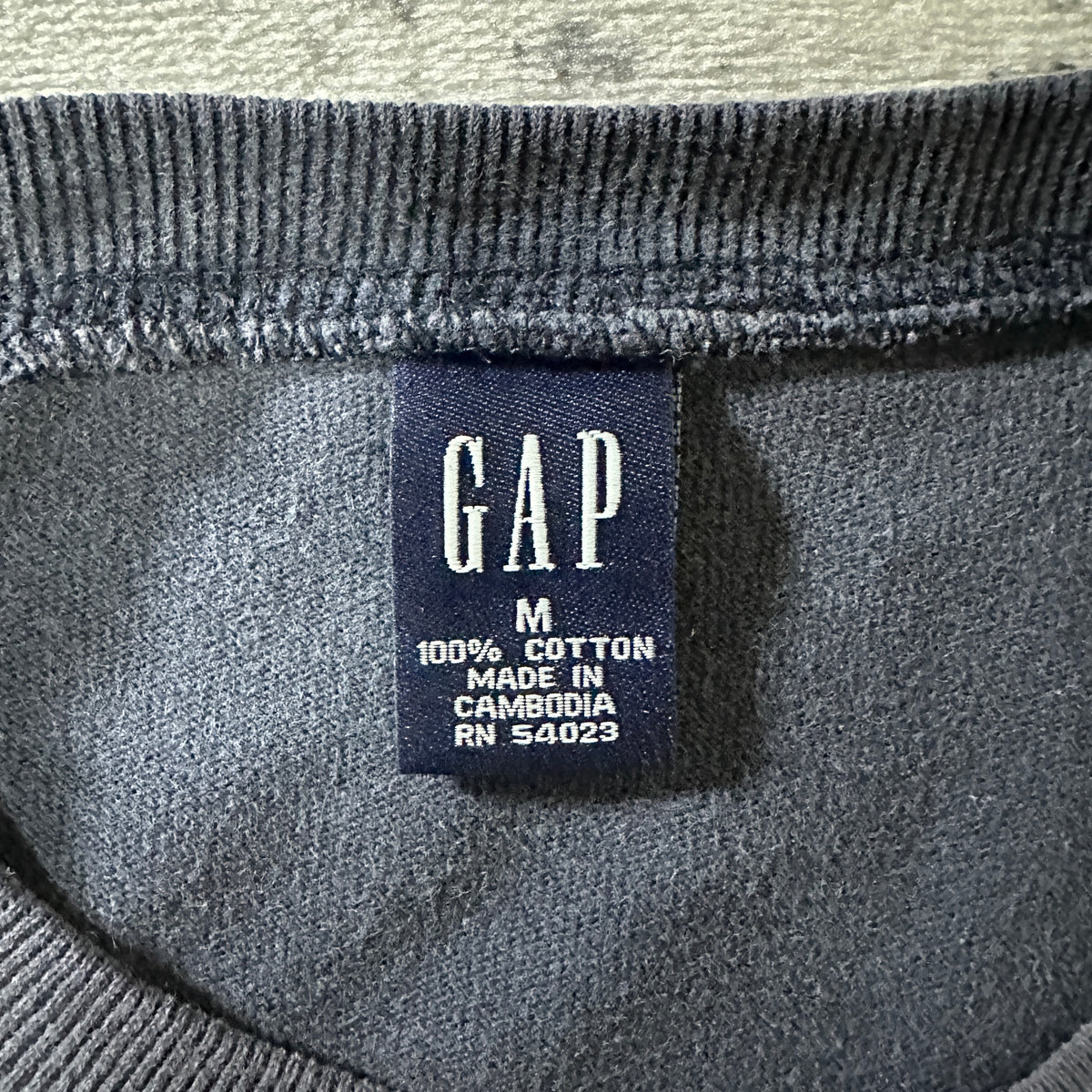 GAP Faded Navy Cotton Crewneck Sweatshirt Size M
