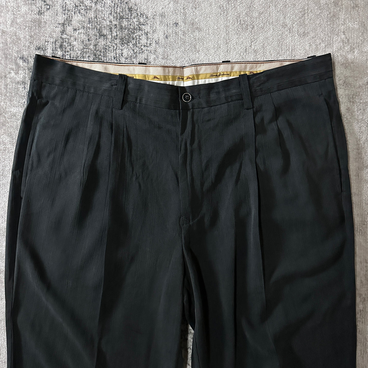 Tommy Bahama Black Silk Blend Pleated Trousers Size 36x32