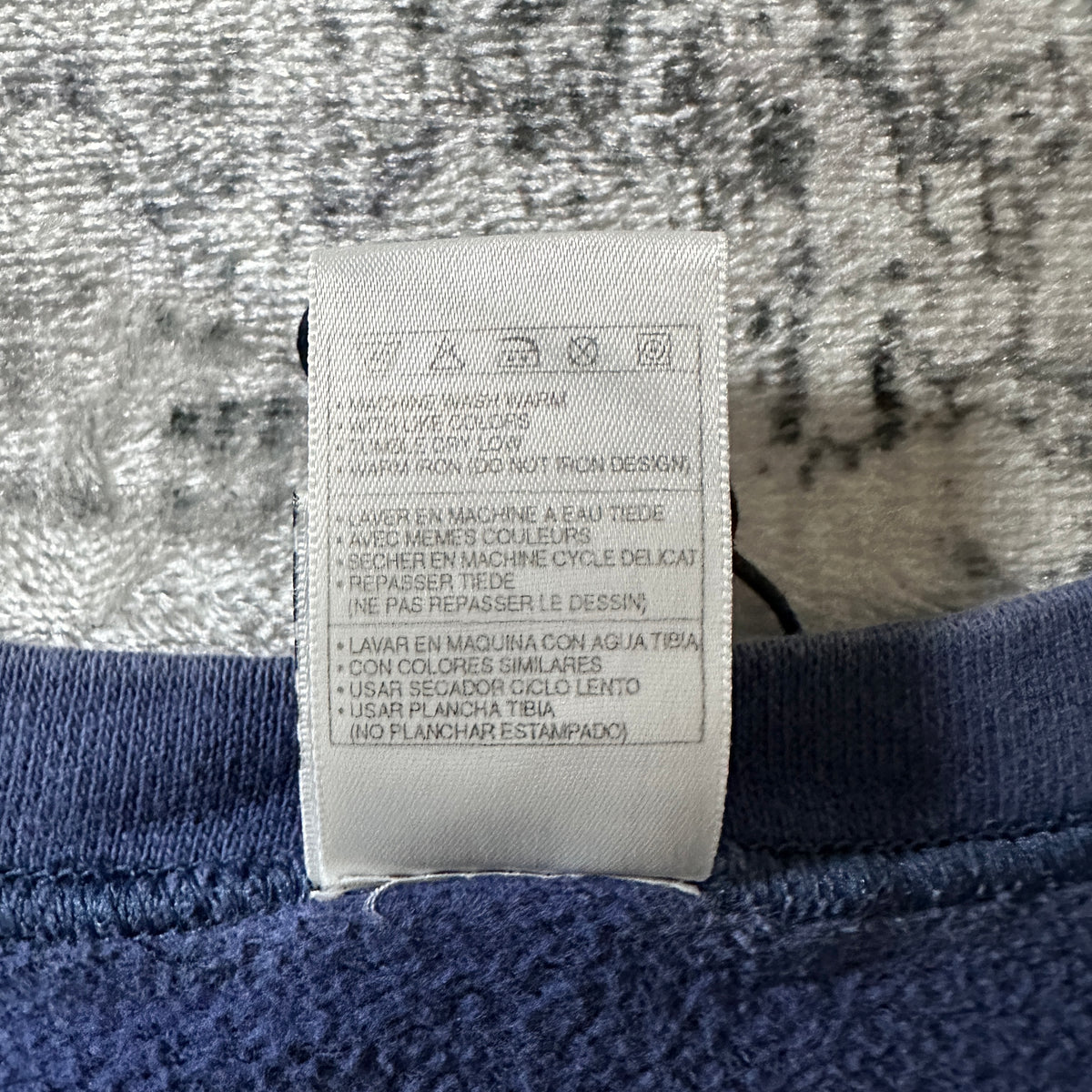 Nike Faded Navy Crewneck Sweatshirt with Paint Size XL