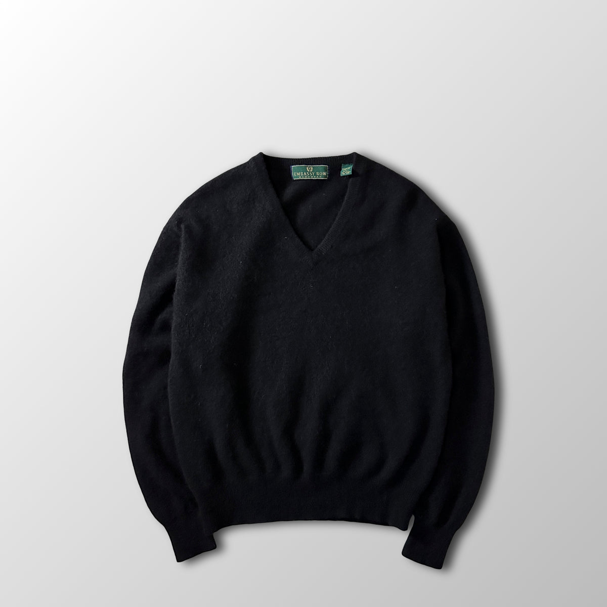 Embassy Row Black V-Neck Raglan Sweater Size L