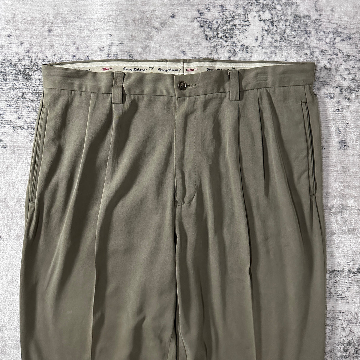 Tommy Bahama Olive Khaki 100% Silk Pleated Trousers Size 38x32