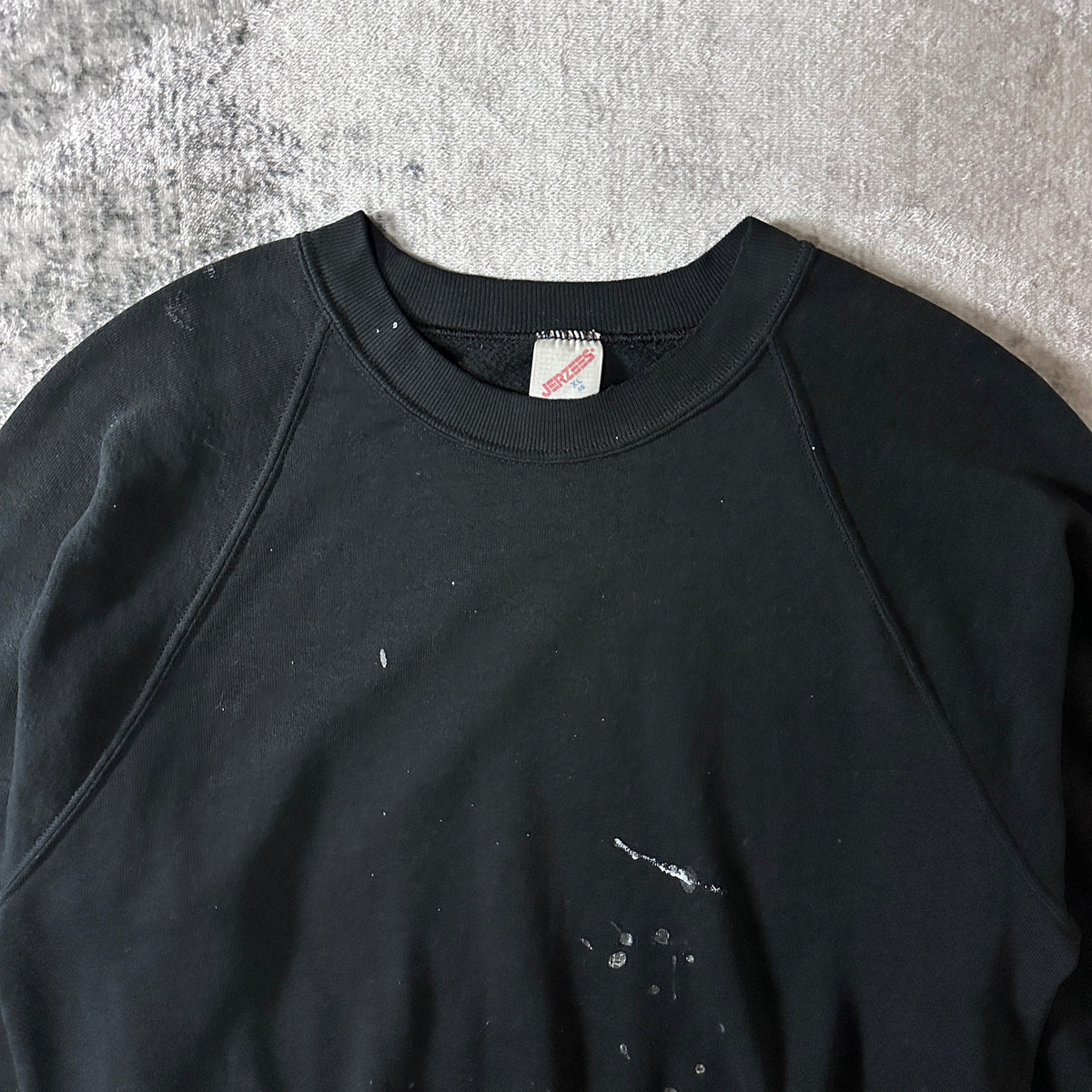 Jerzees Black Raglan Sweatshirt with Paint Made in USA Size XL