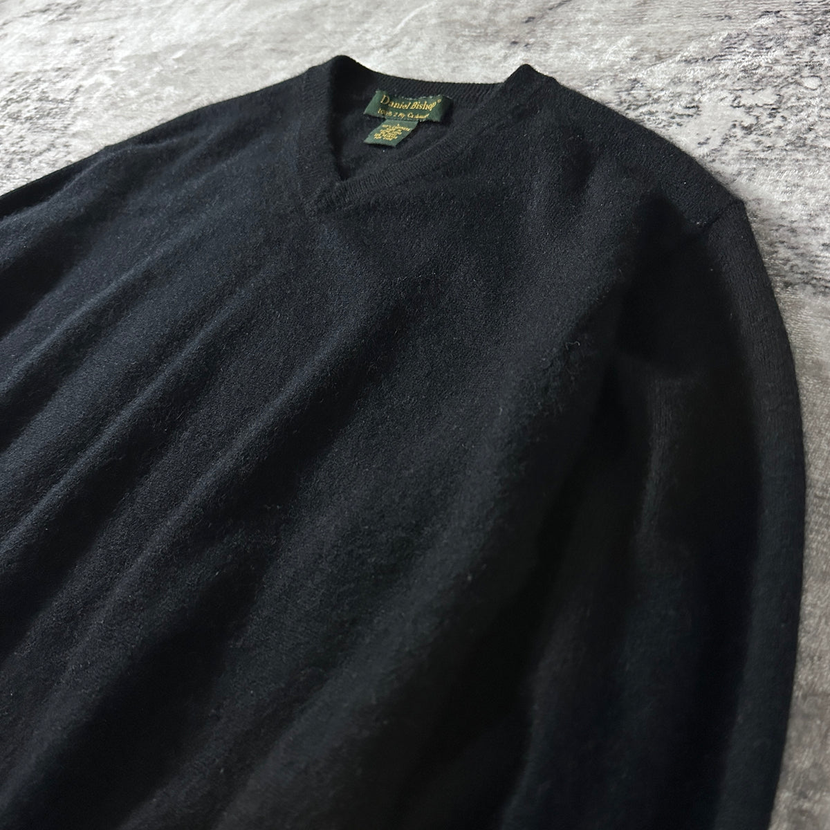 Daniel Bishop Black 2-Ply 100% Cashmere V-Neck Sweater Size L