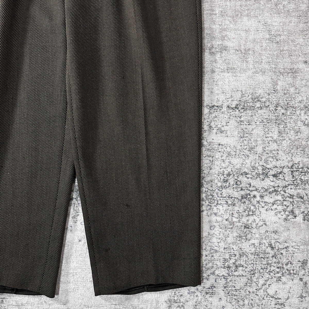 Zanella Dark Olive Brown 100% Virgin Wool Pleated Trousers Made in Italy Size 36