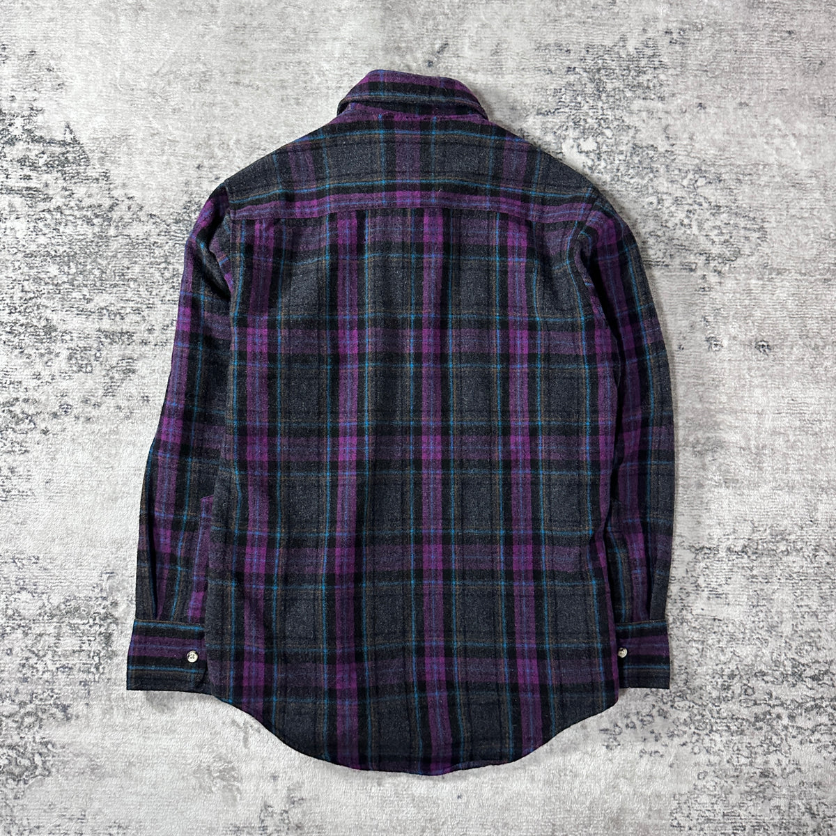 St. John's Bay Purple Plaid 100% Virgin Wool Shirt Size M