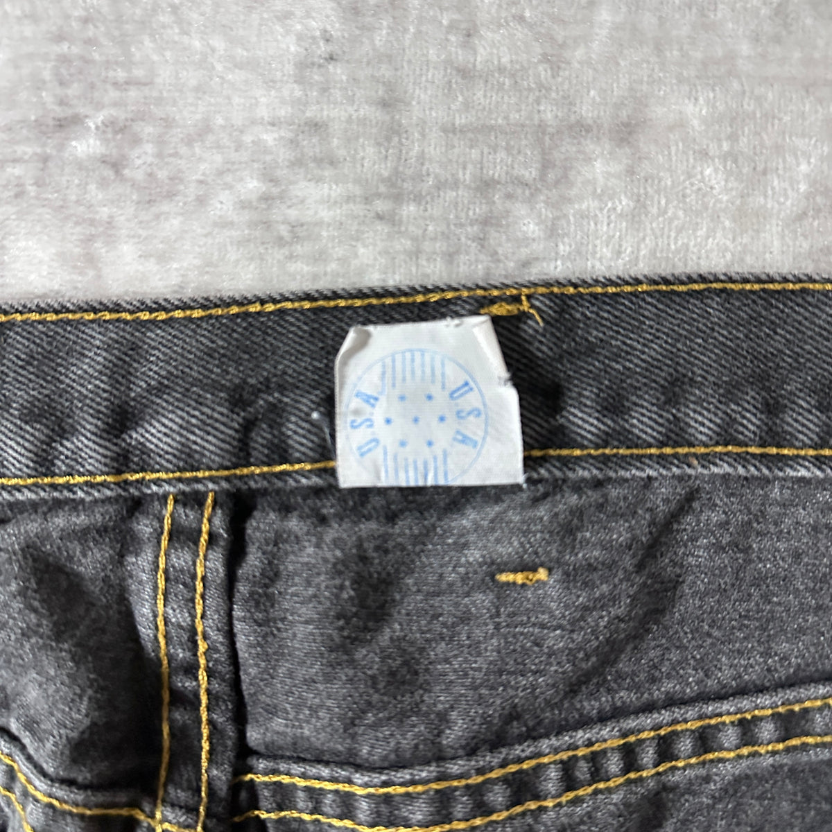 Black Pleated Tapered Denim Pants Made in USA Size 36x30