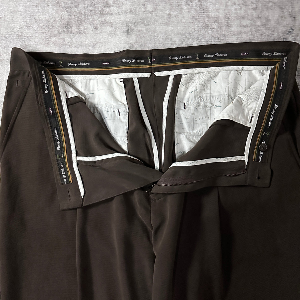 Tommy Bahama Dark Brown 100% Silk Pleated Trousers Size 38x30