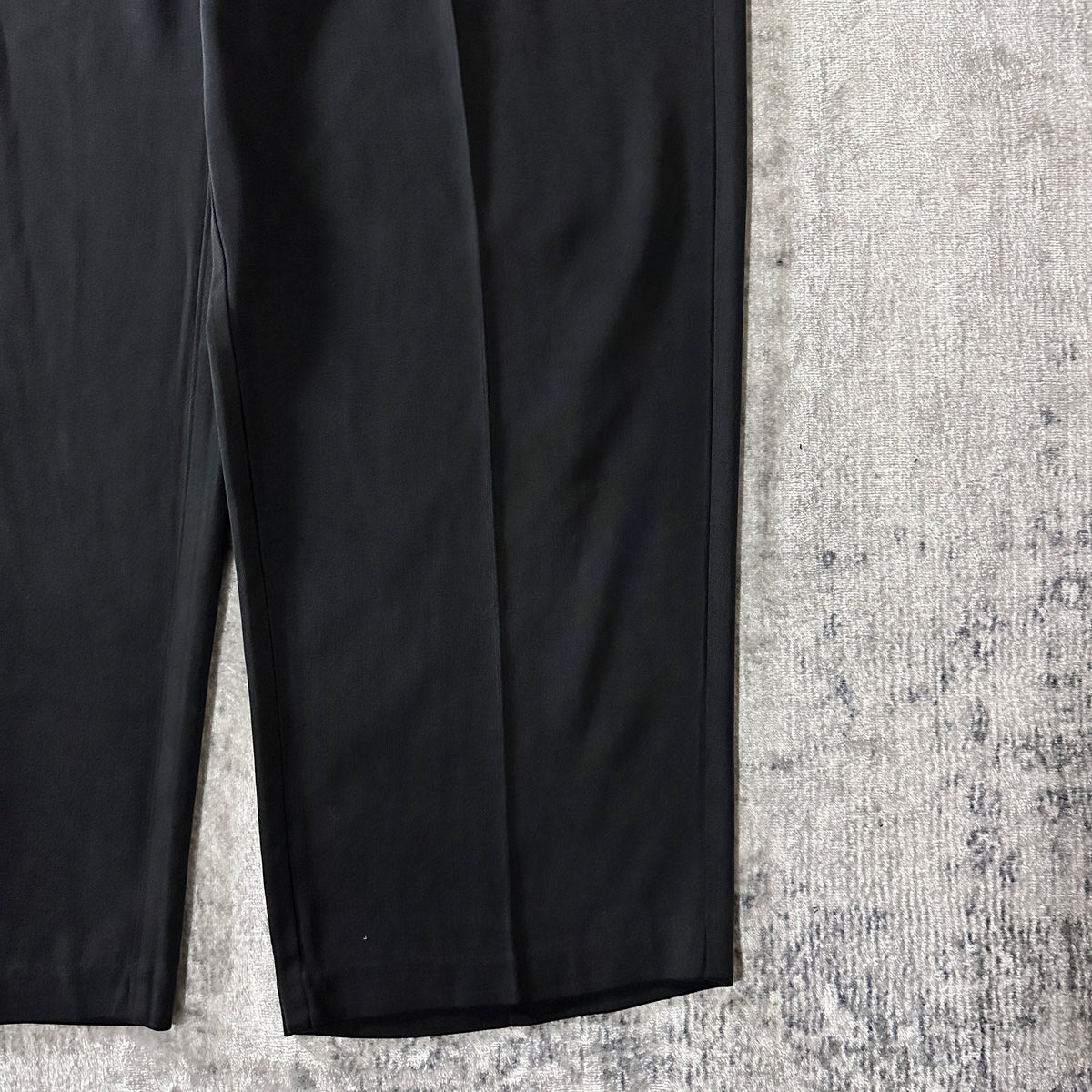 Tommy Bahama Black 100% Silk Pleated Trousers Size 38x30